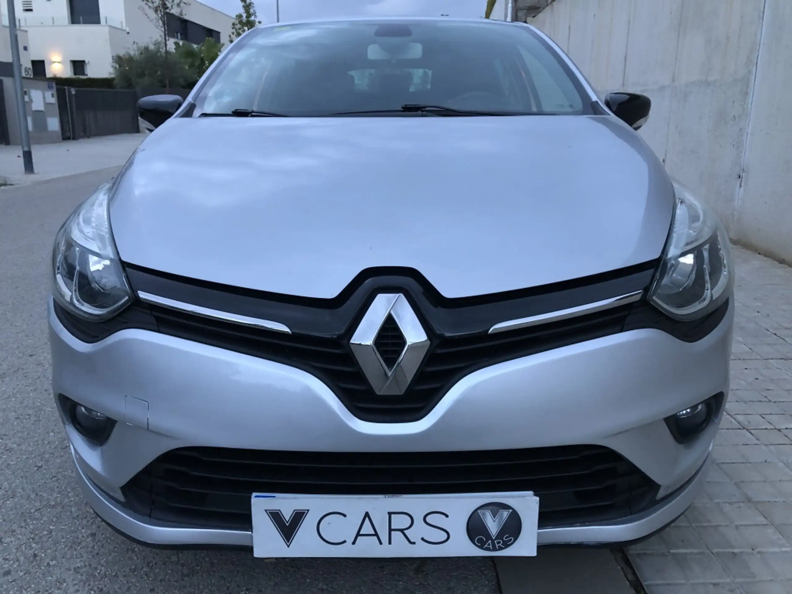 Renault - Clio