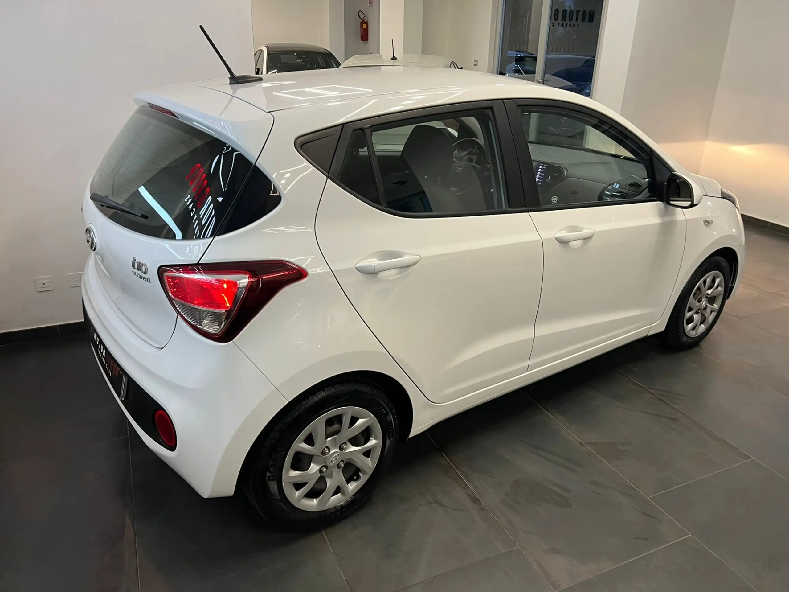 Hyundai - i10