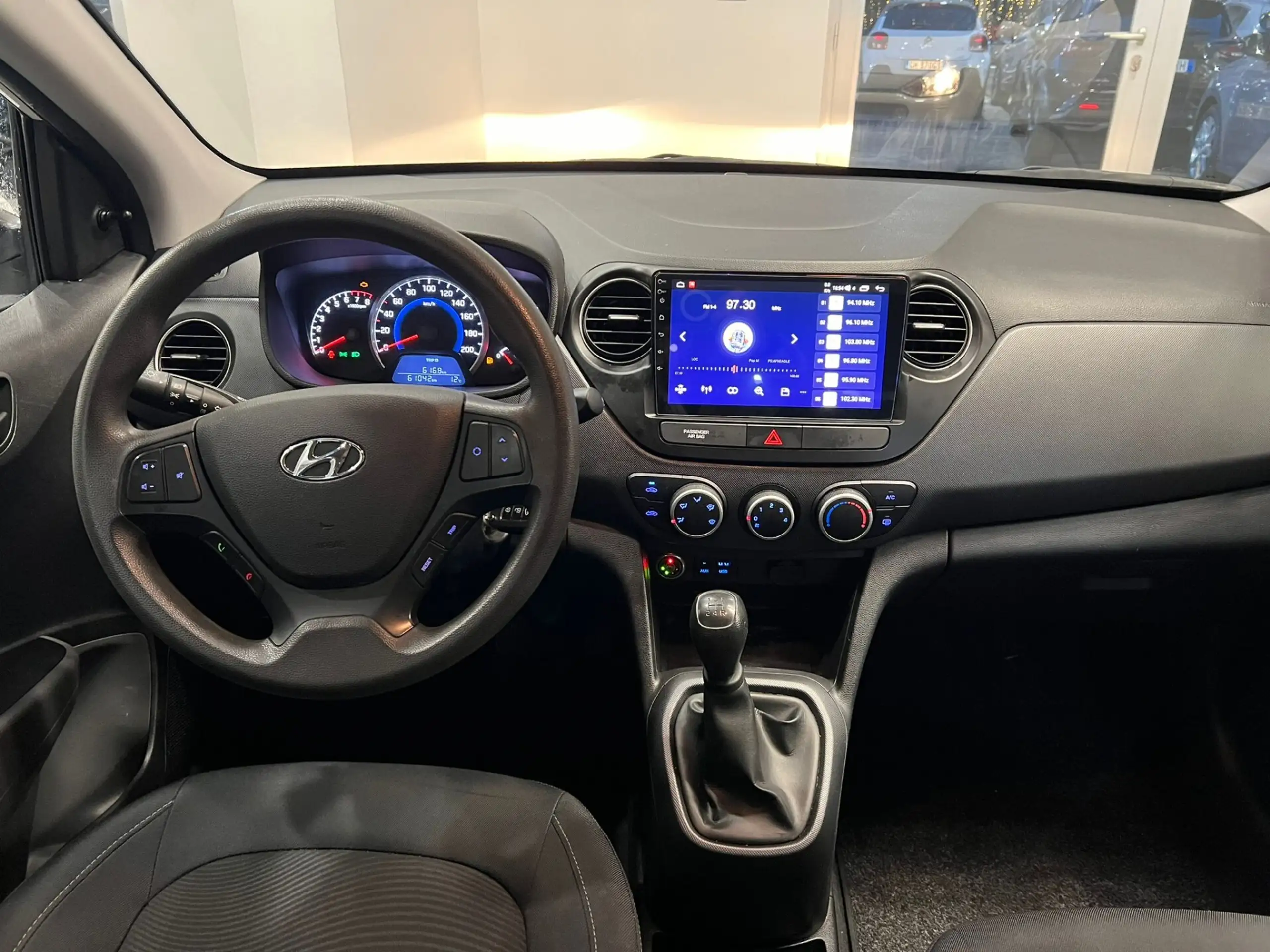 Hyundai - i10