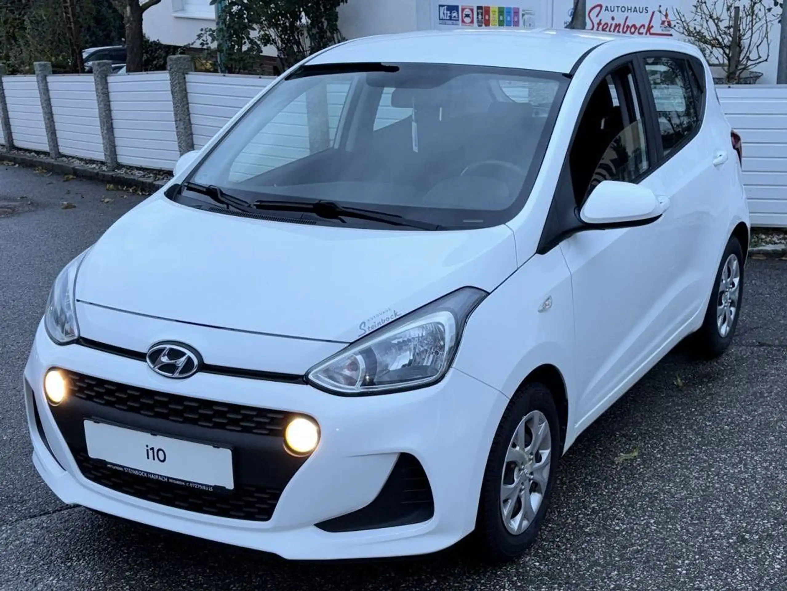 Hyundai - i10