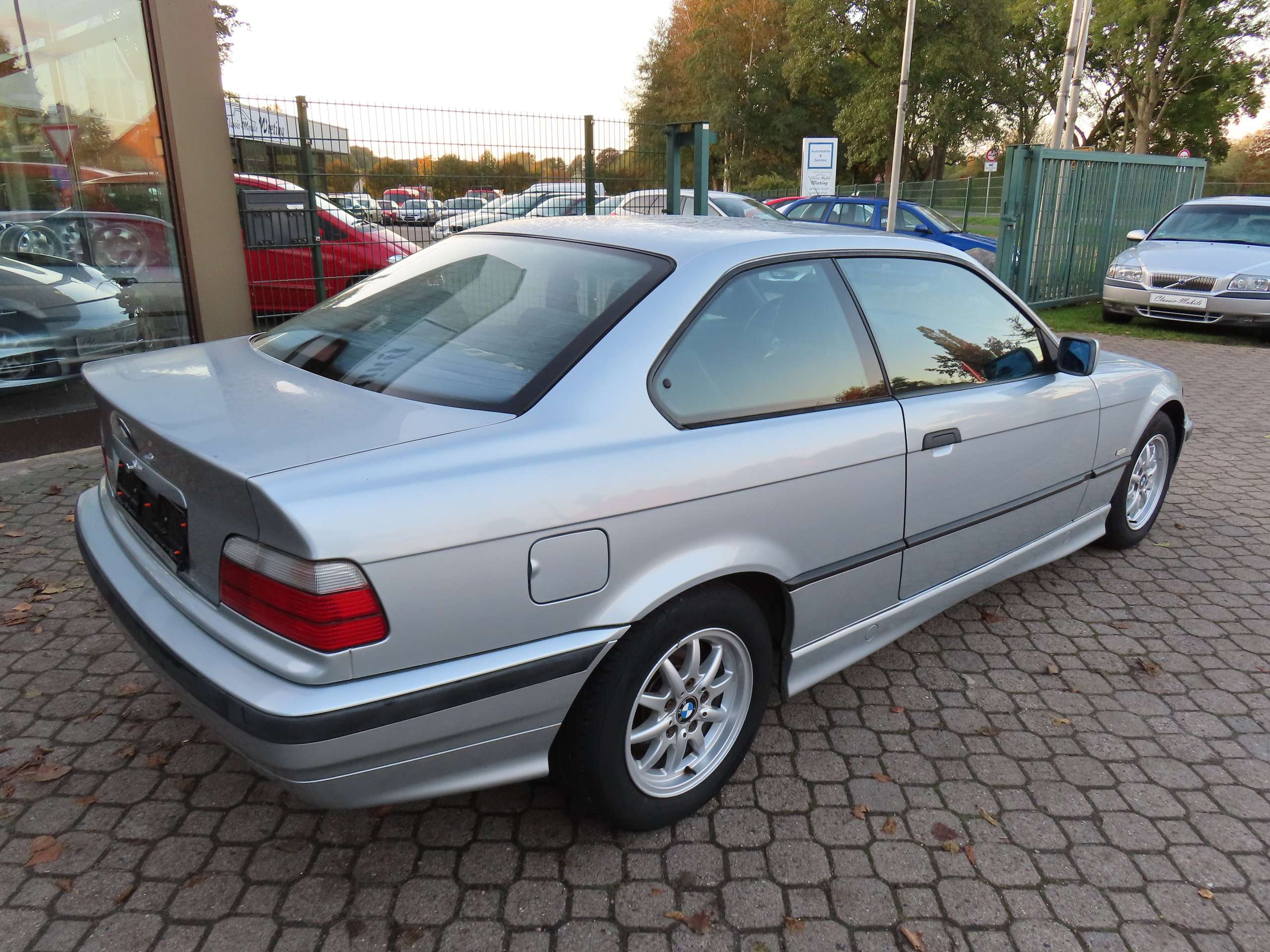 BMW - 316