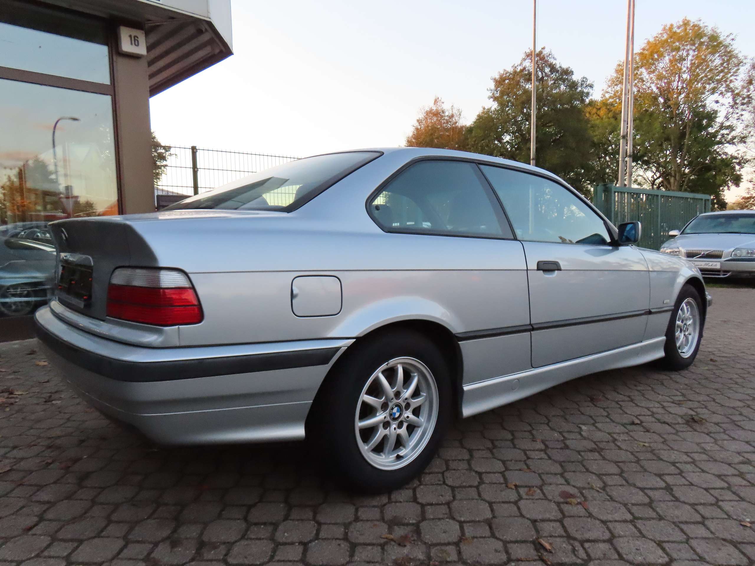 BMW - 316