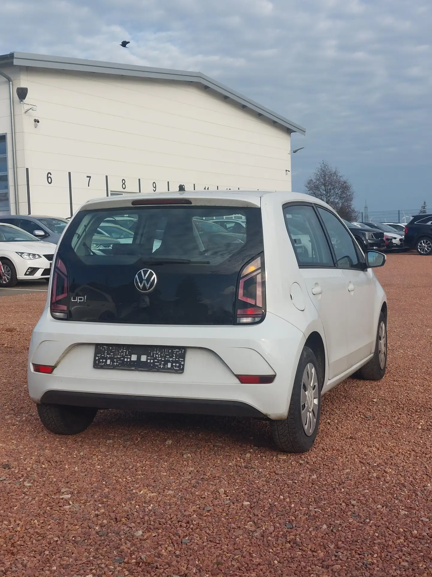 Volkswagen - up!