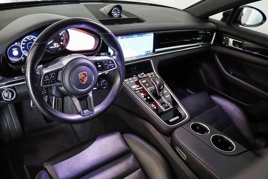 Porsche - Panamera