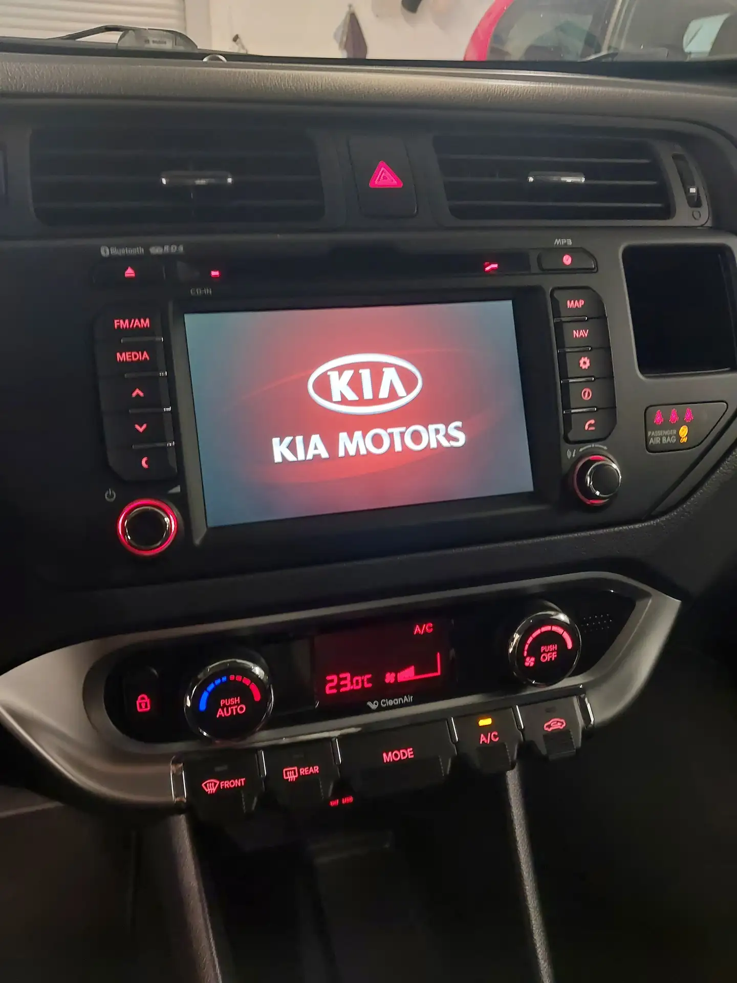 Kia - Rio