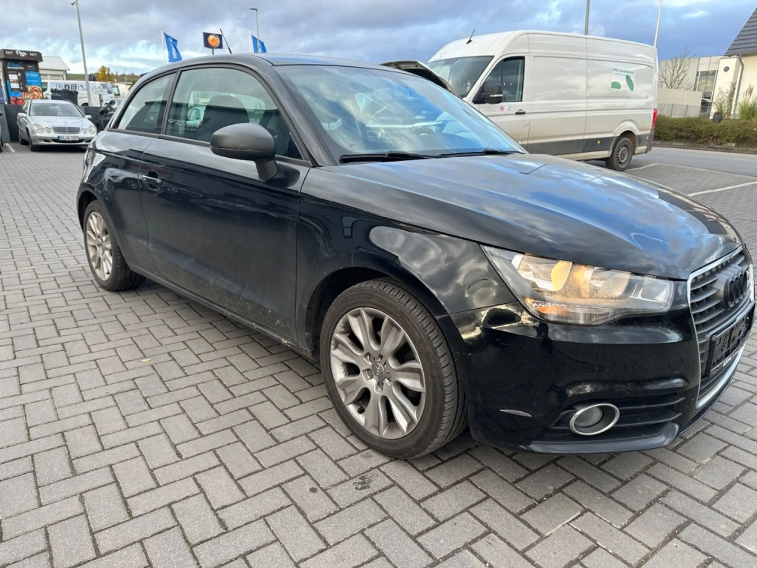 Audi - A1