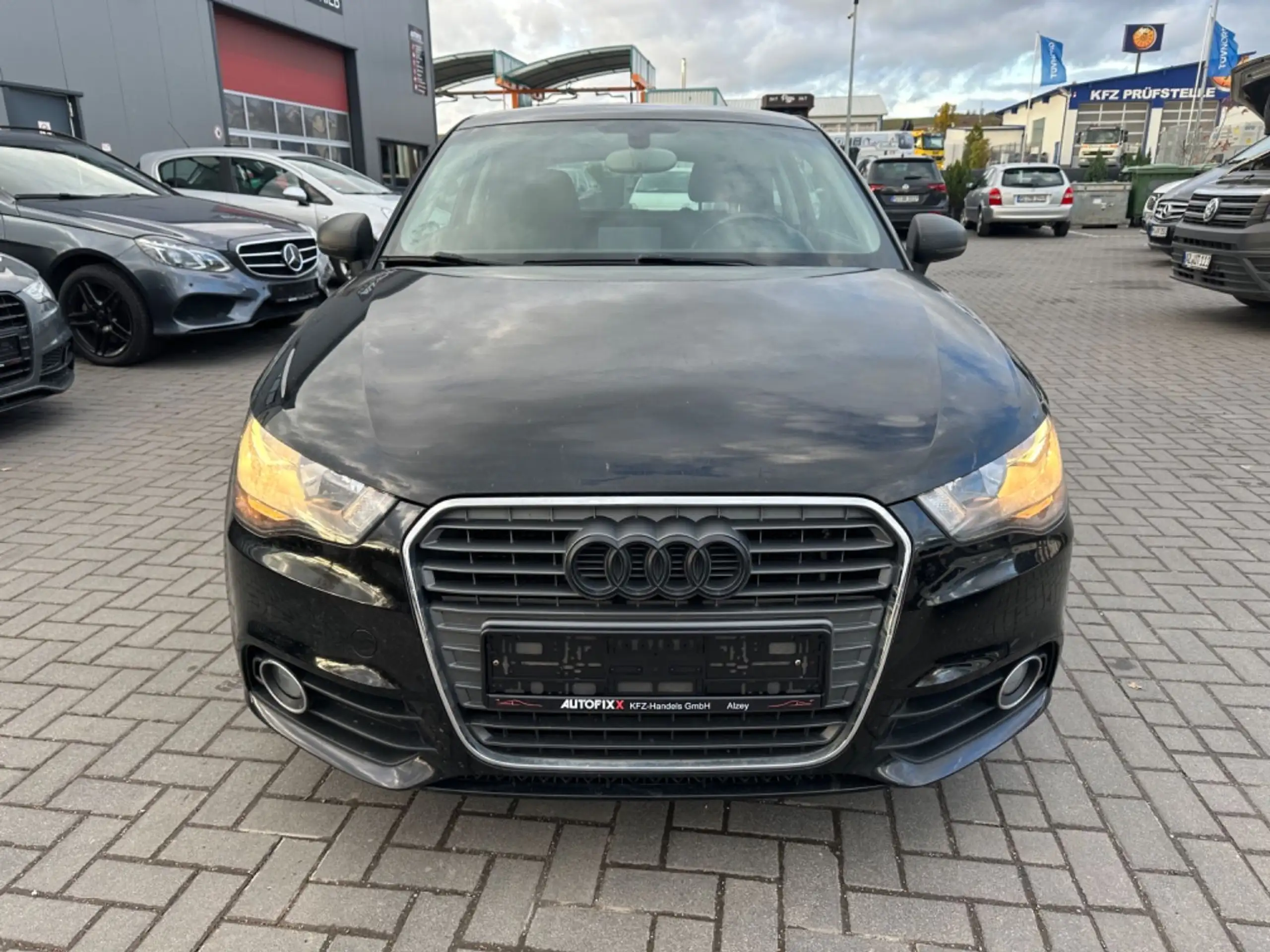 Audi - A1