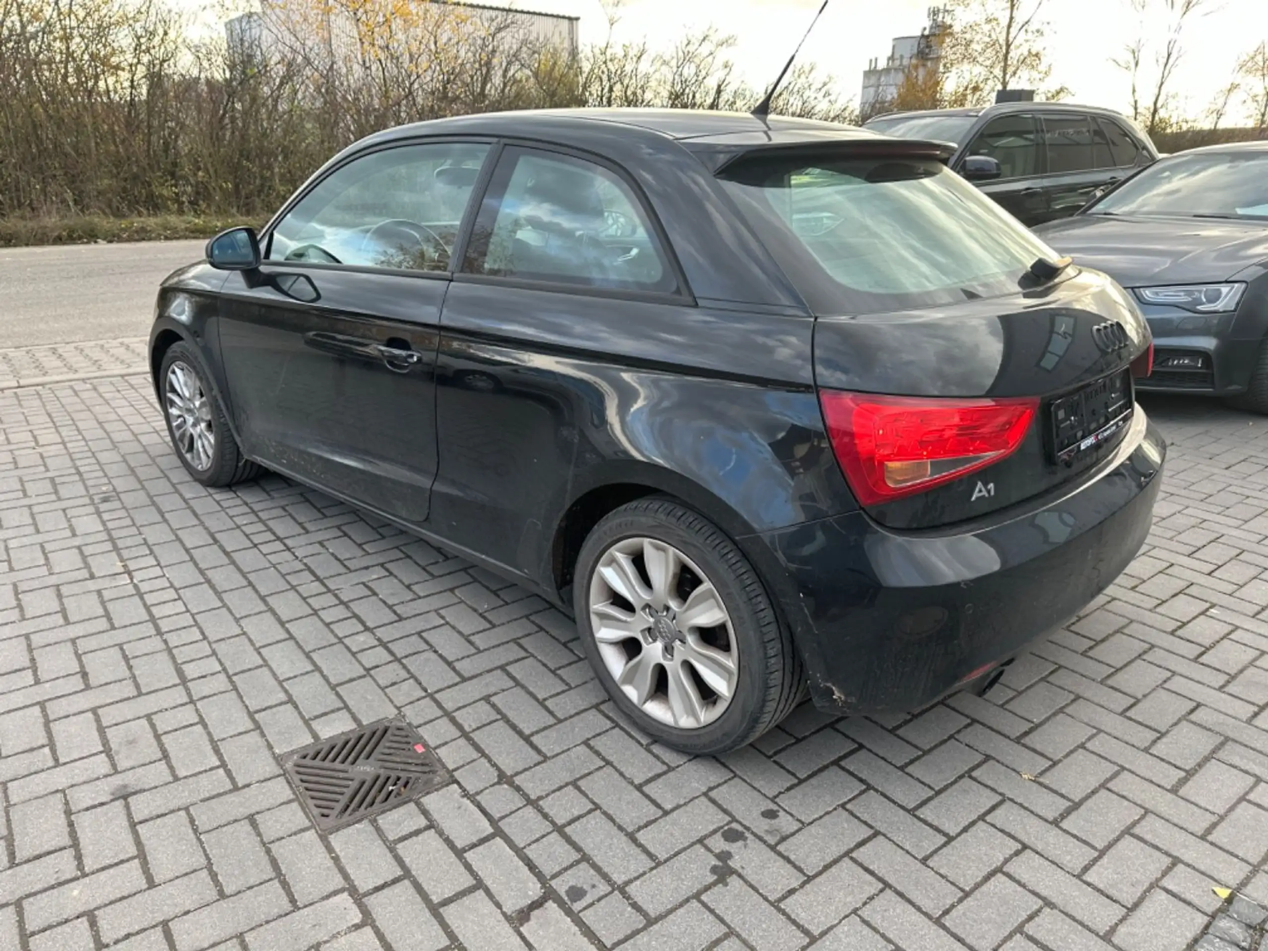 Audi - A1