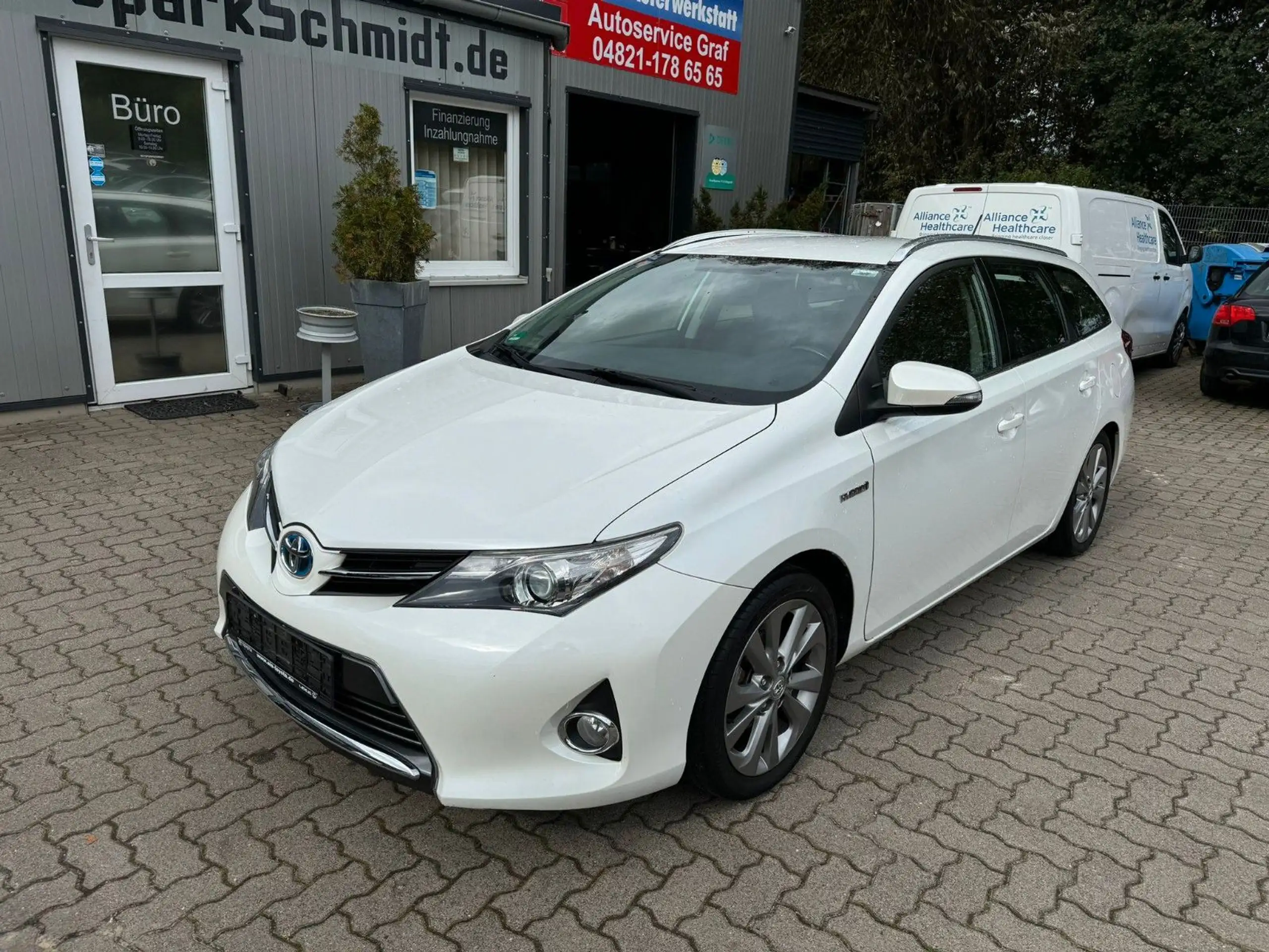 Toyota - Auris