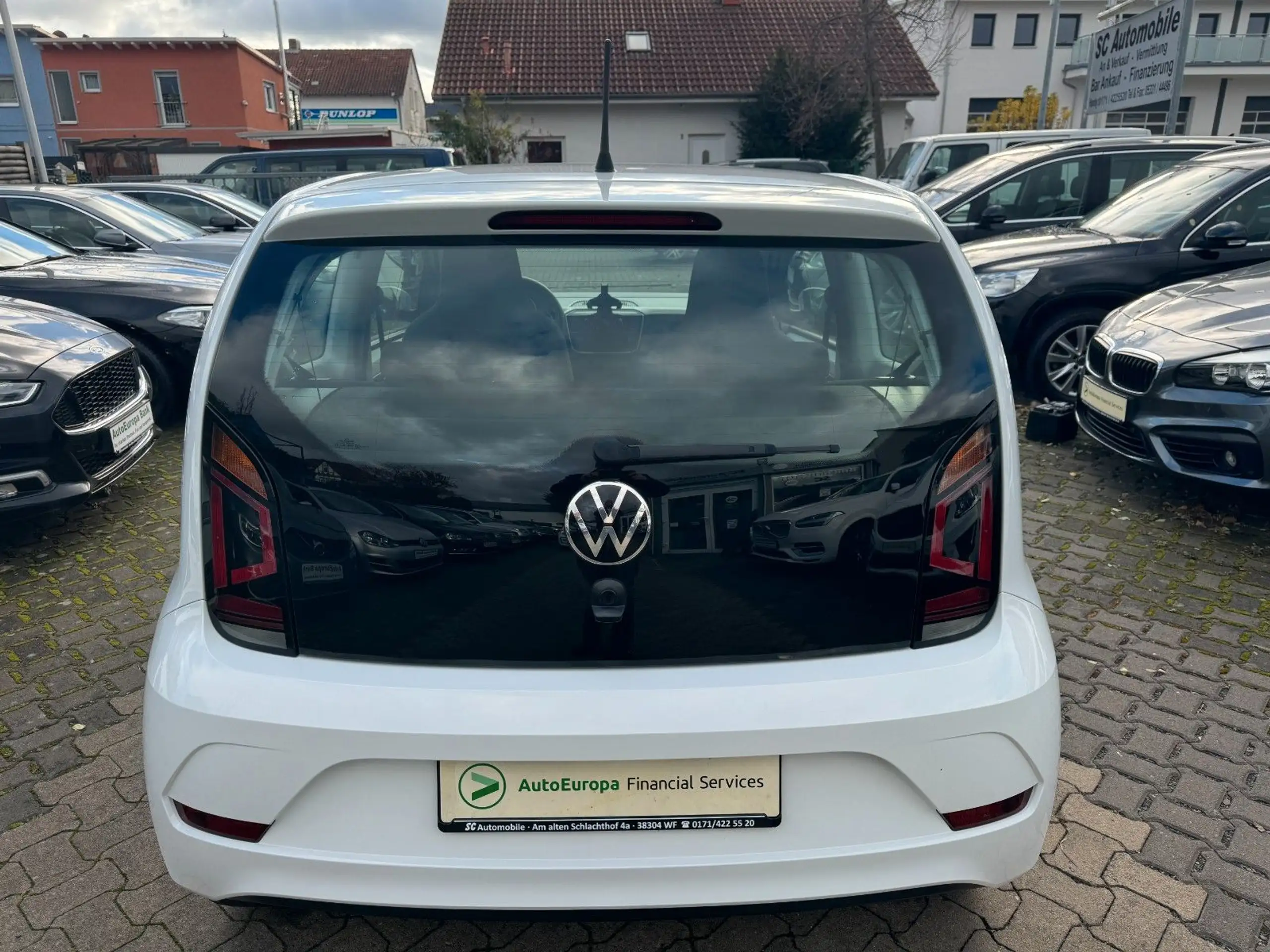 Volkswagen - up!