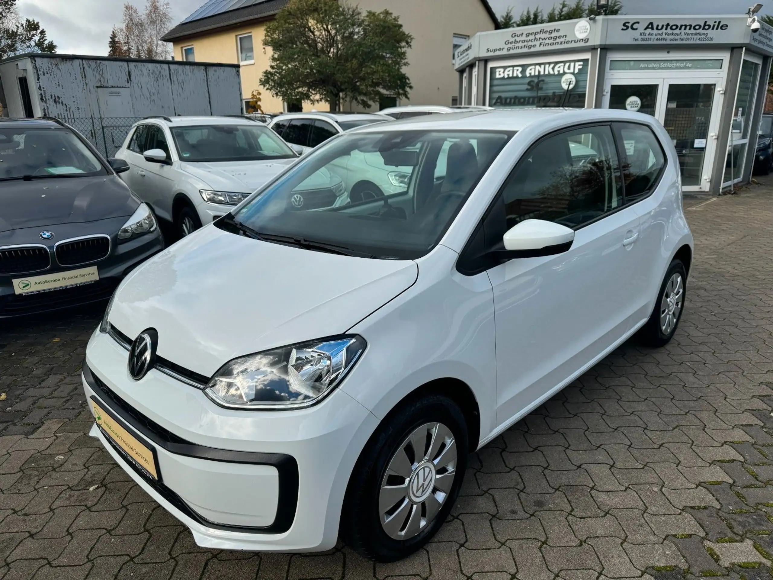 Volkswagen - up!