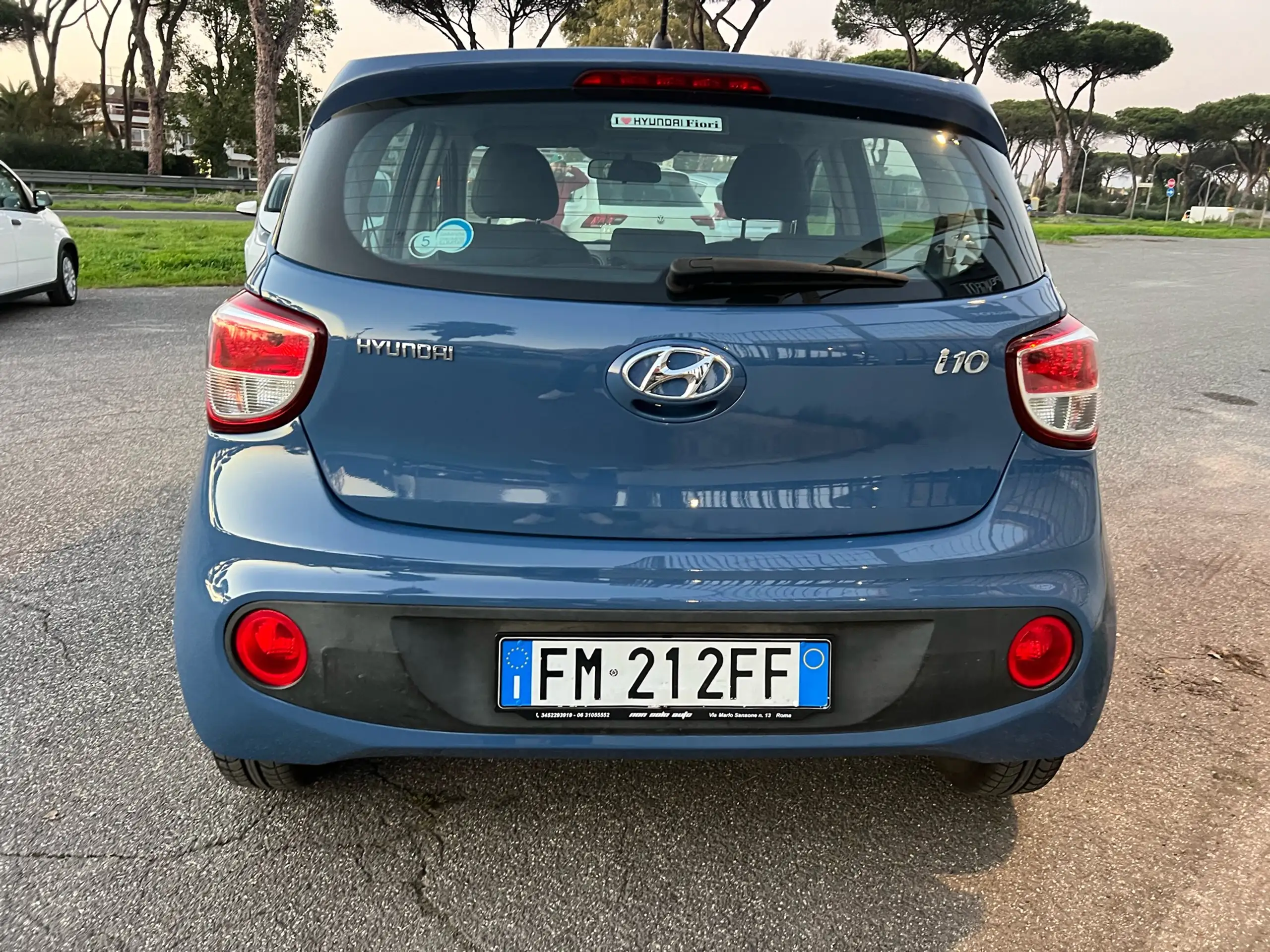 Hyundai - i10