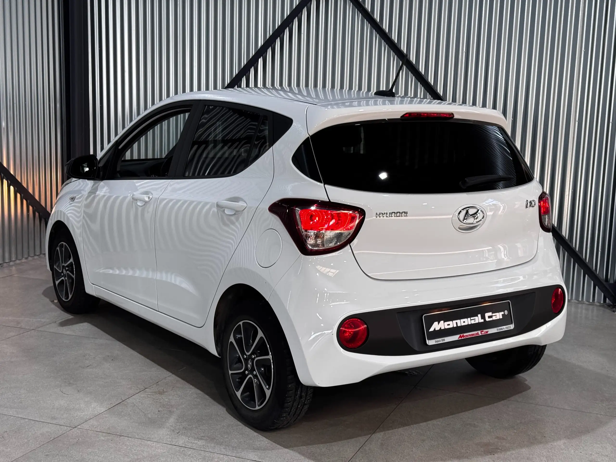 Hyundai - i10