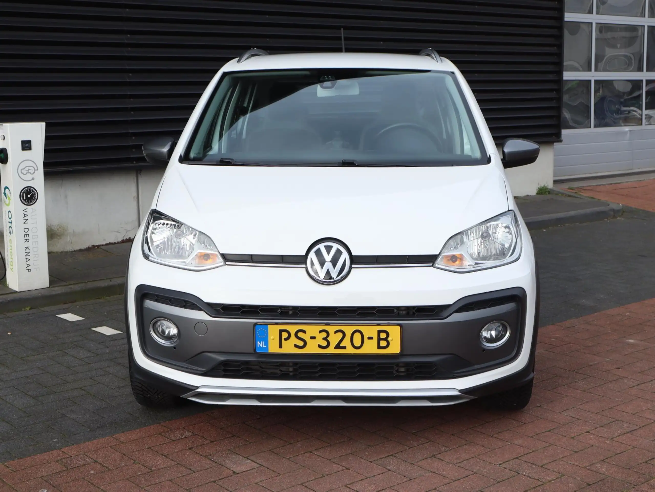 Volkswagen - up!