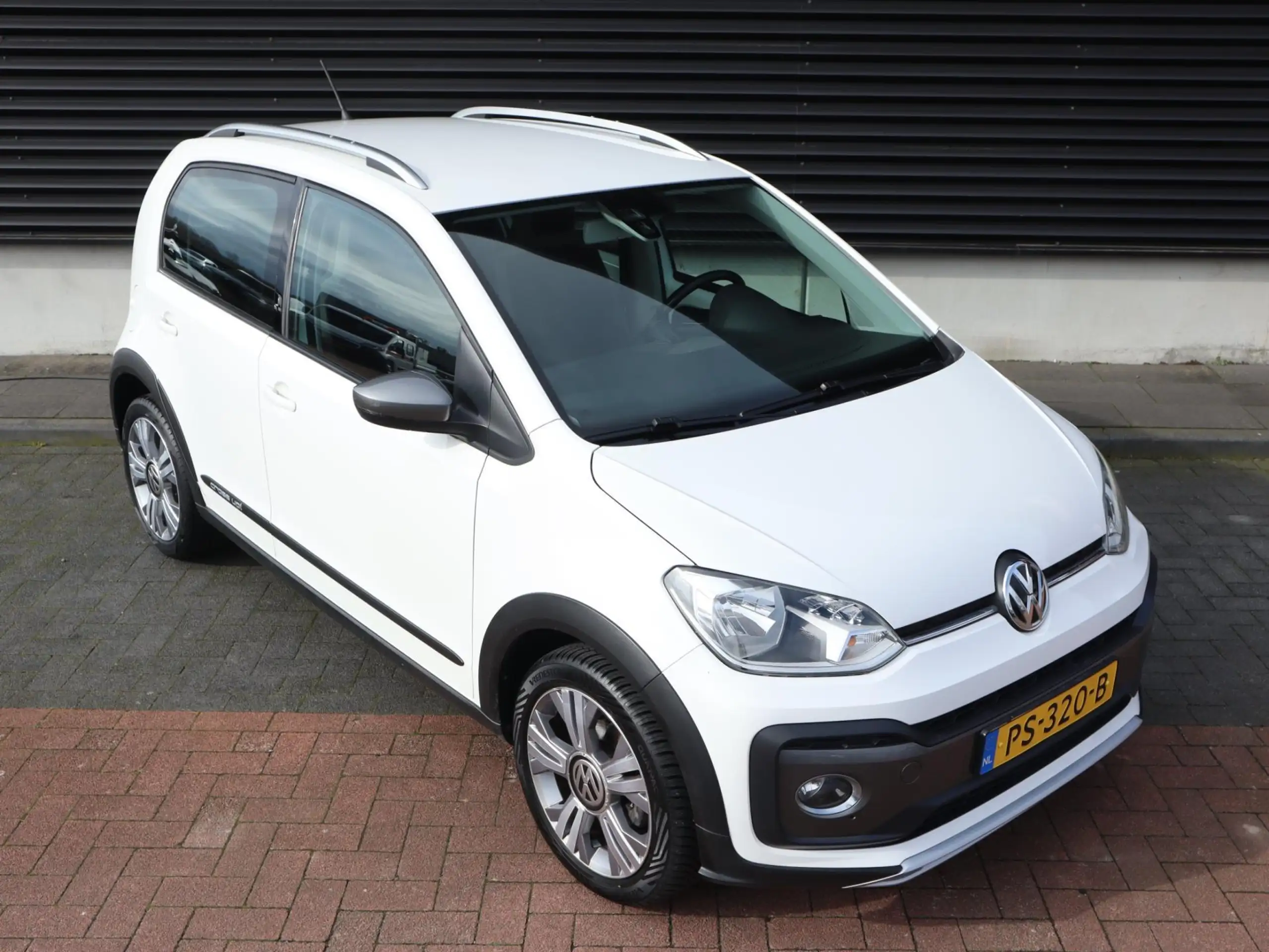 Volkswagen - up!