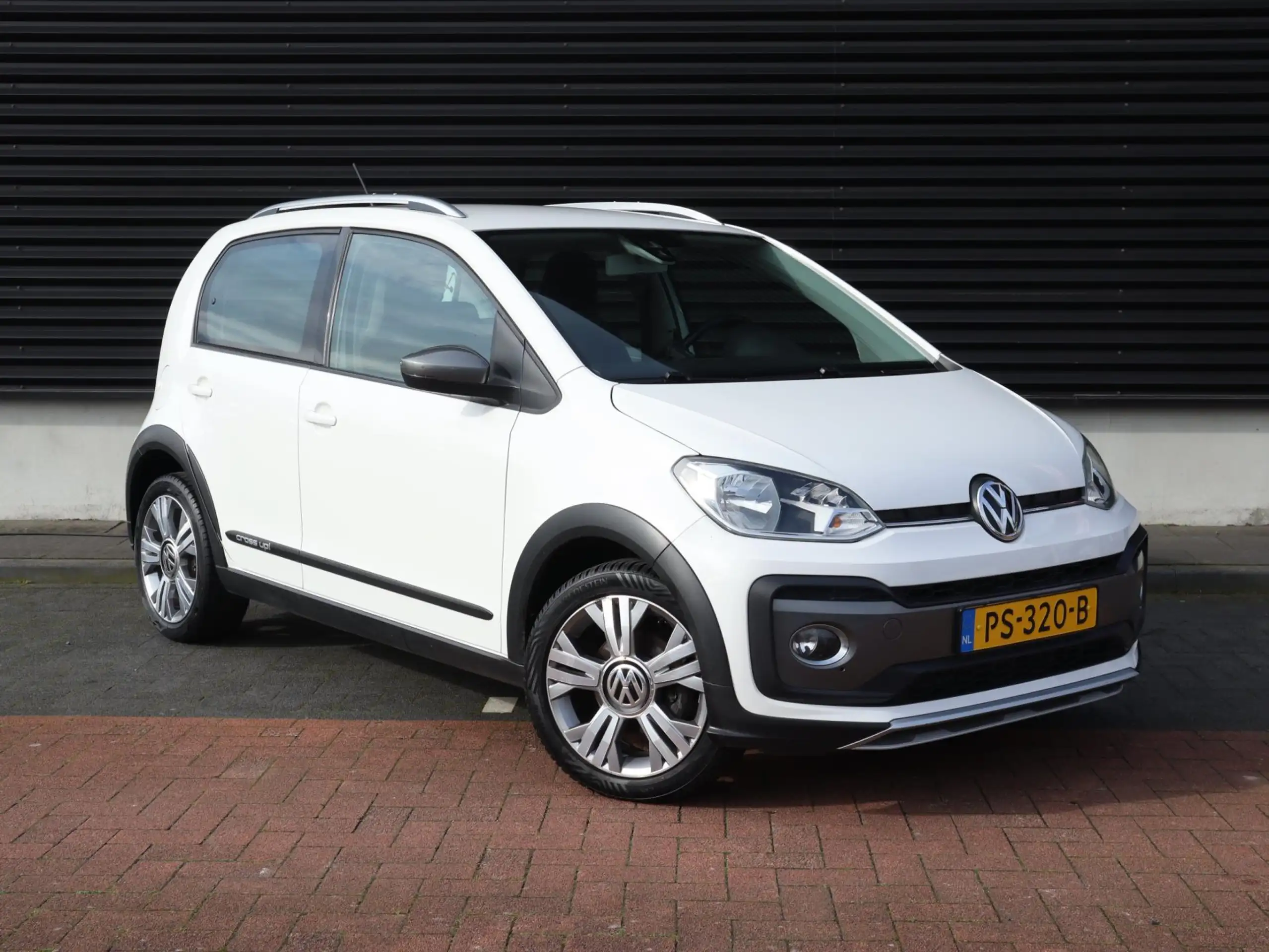 Volkswagen - up!