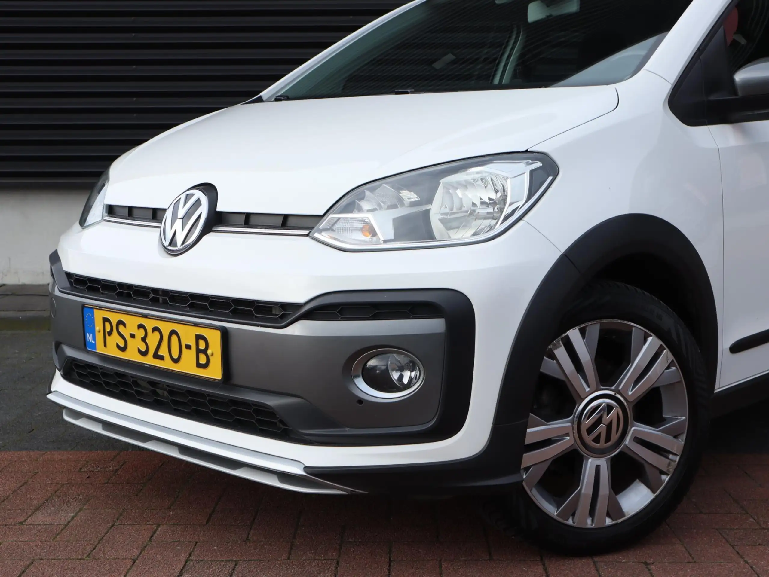 Volkswagen - up!