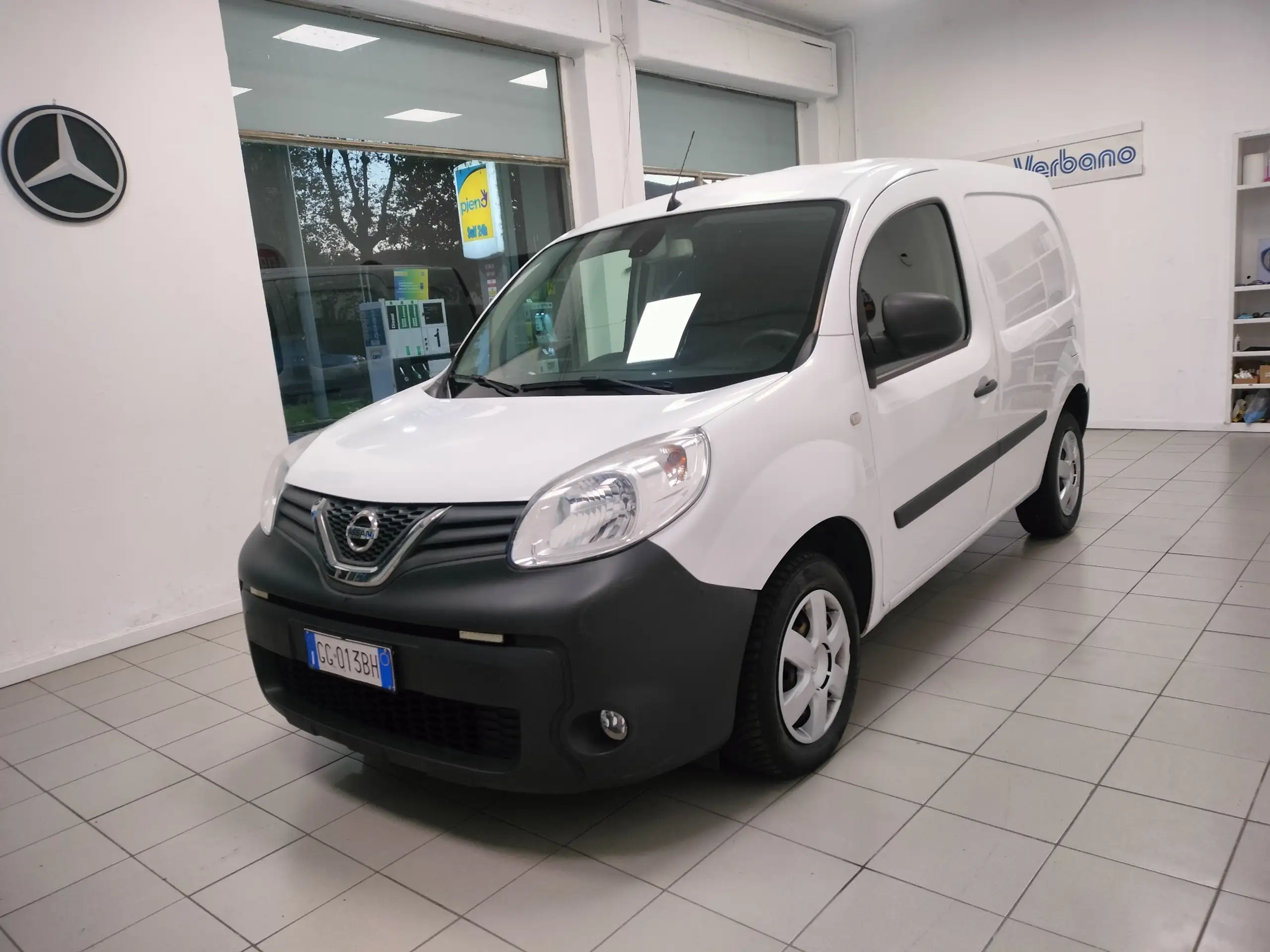 Nissan - NV250