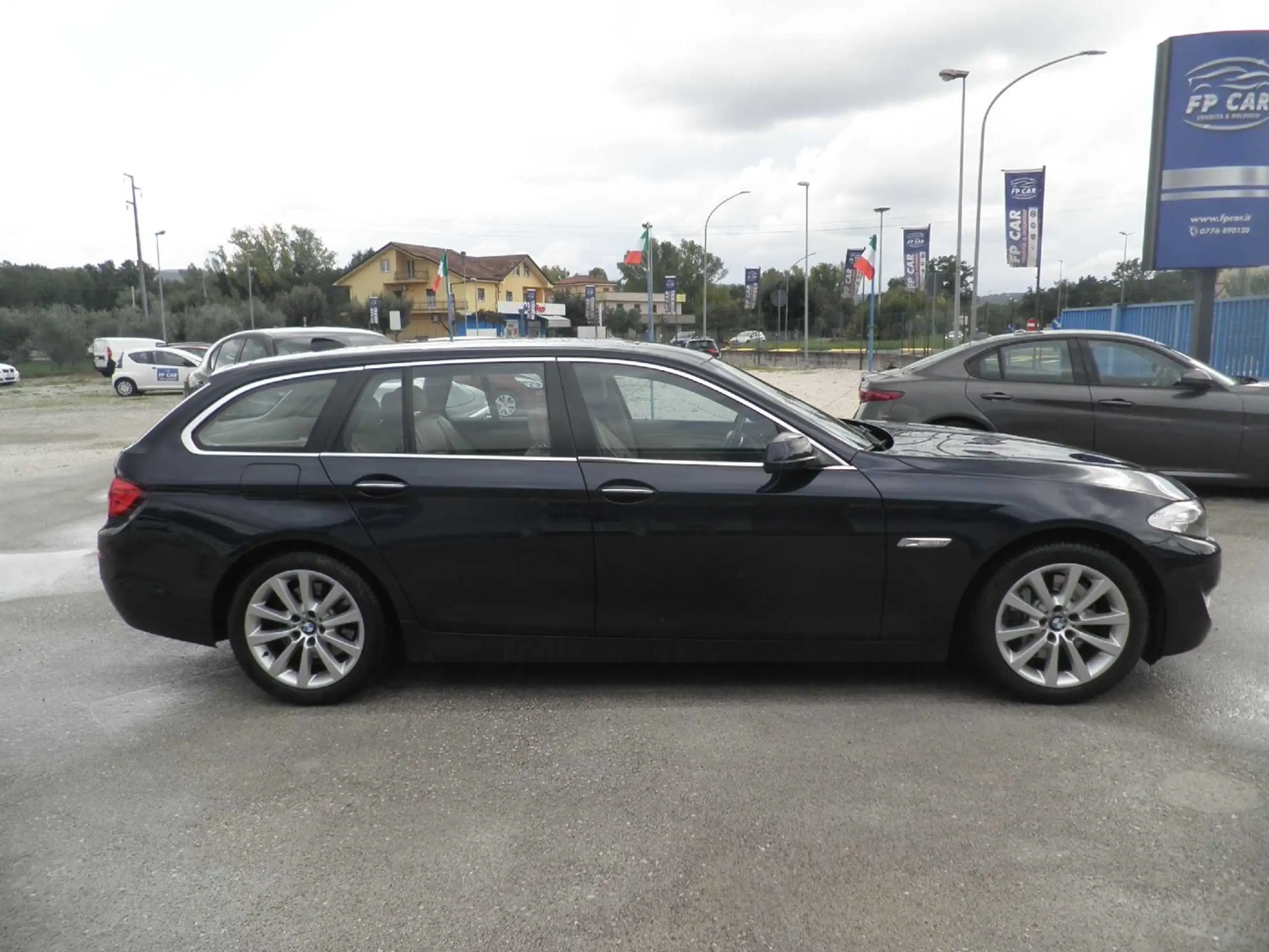 BMW - 525