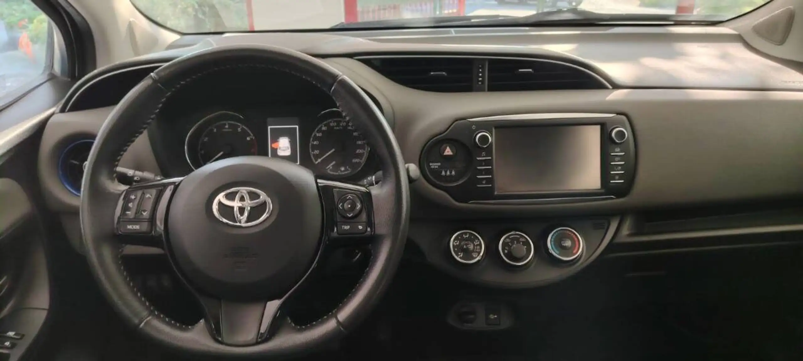 Toyota - Yaris