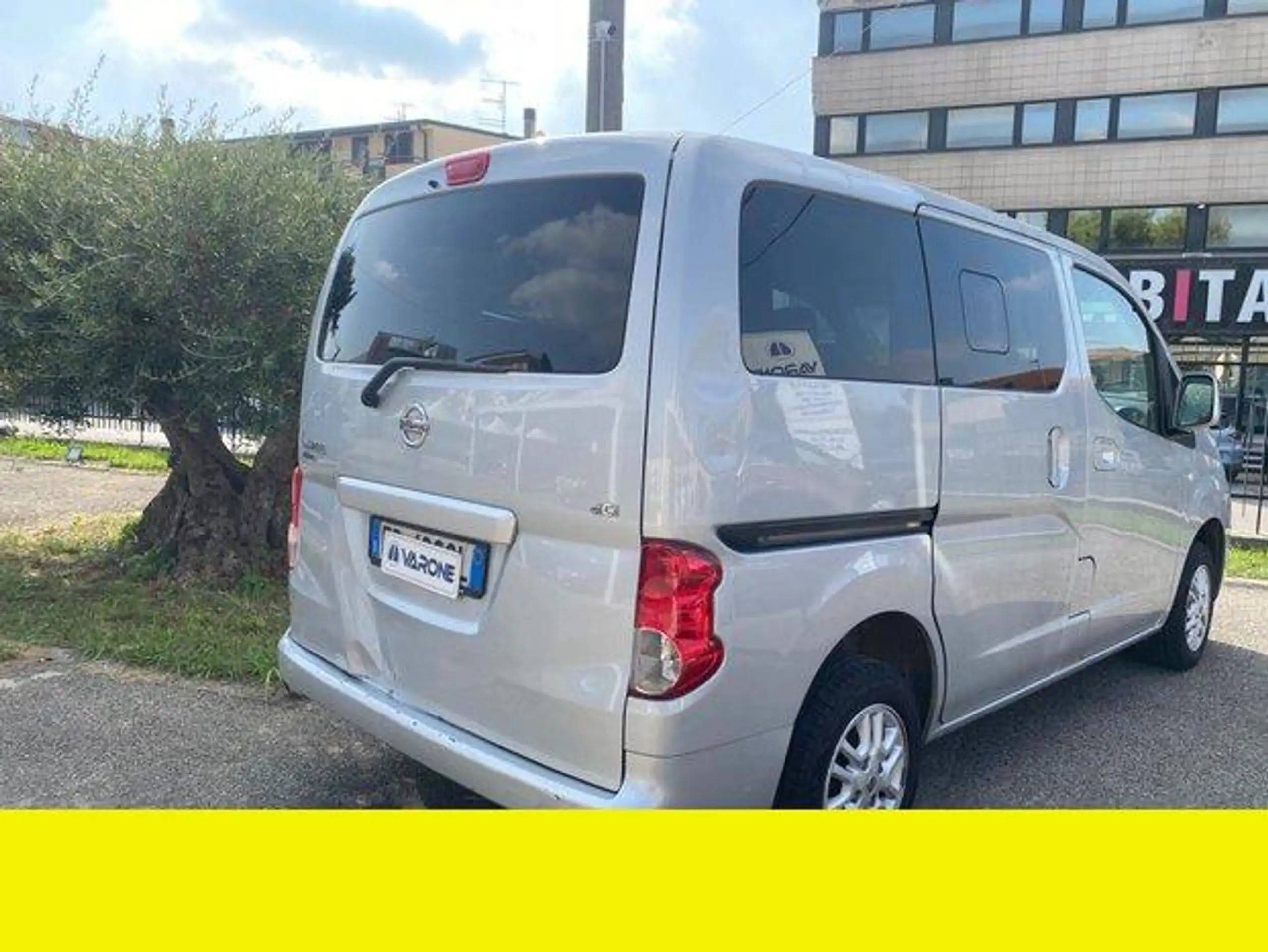 Nissan - NV200