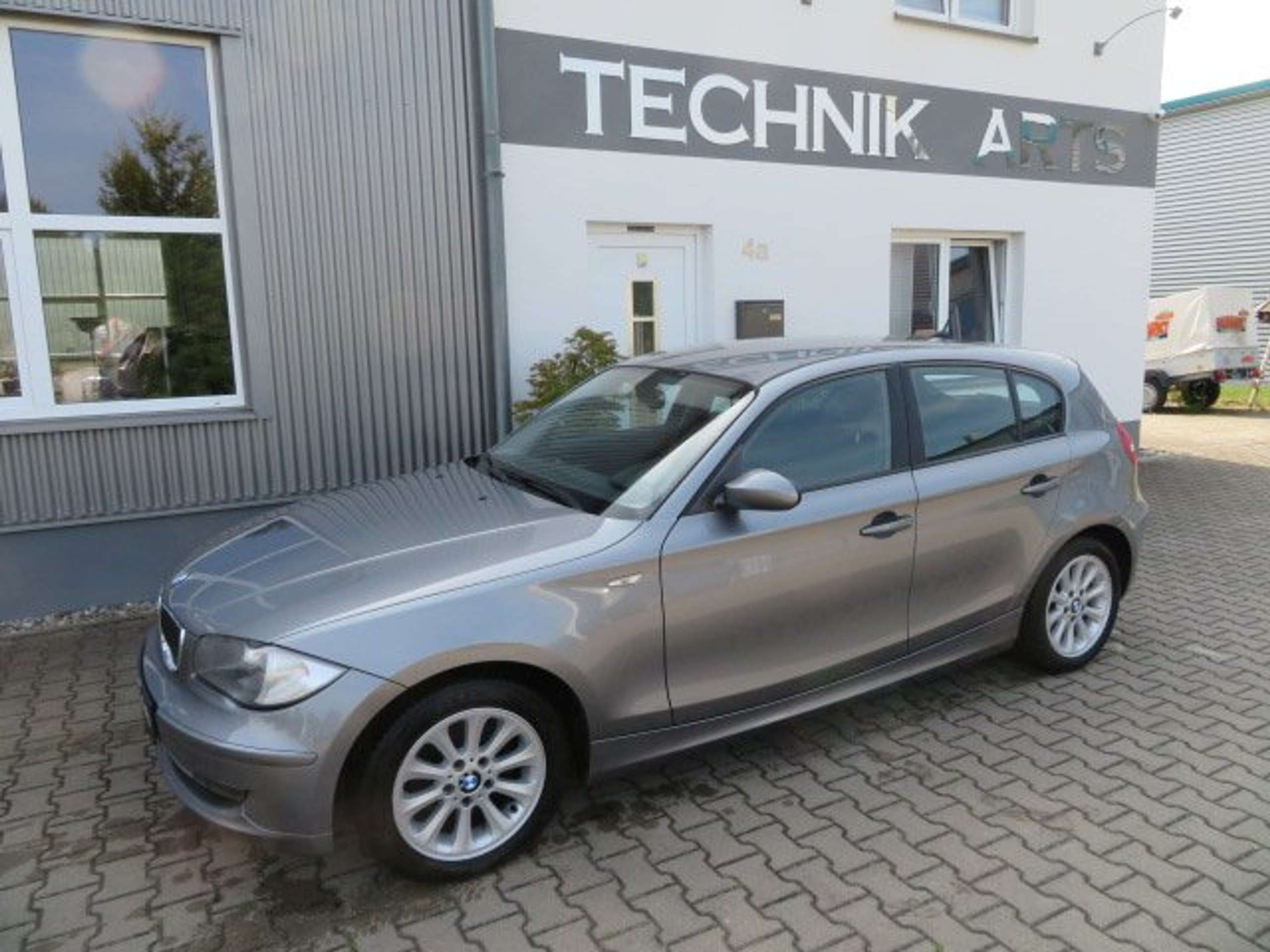 BMW - 116