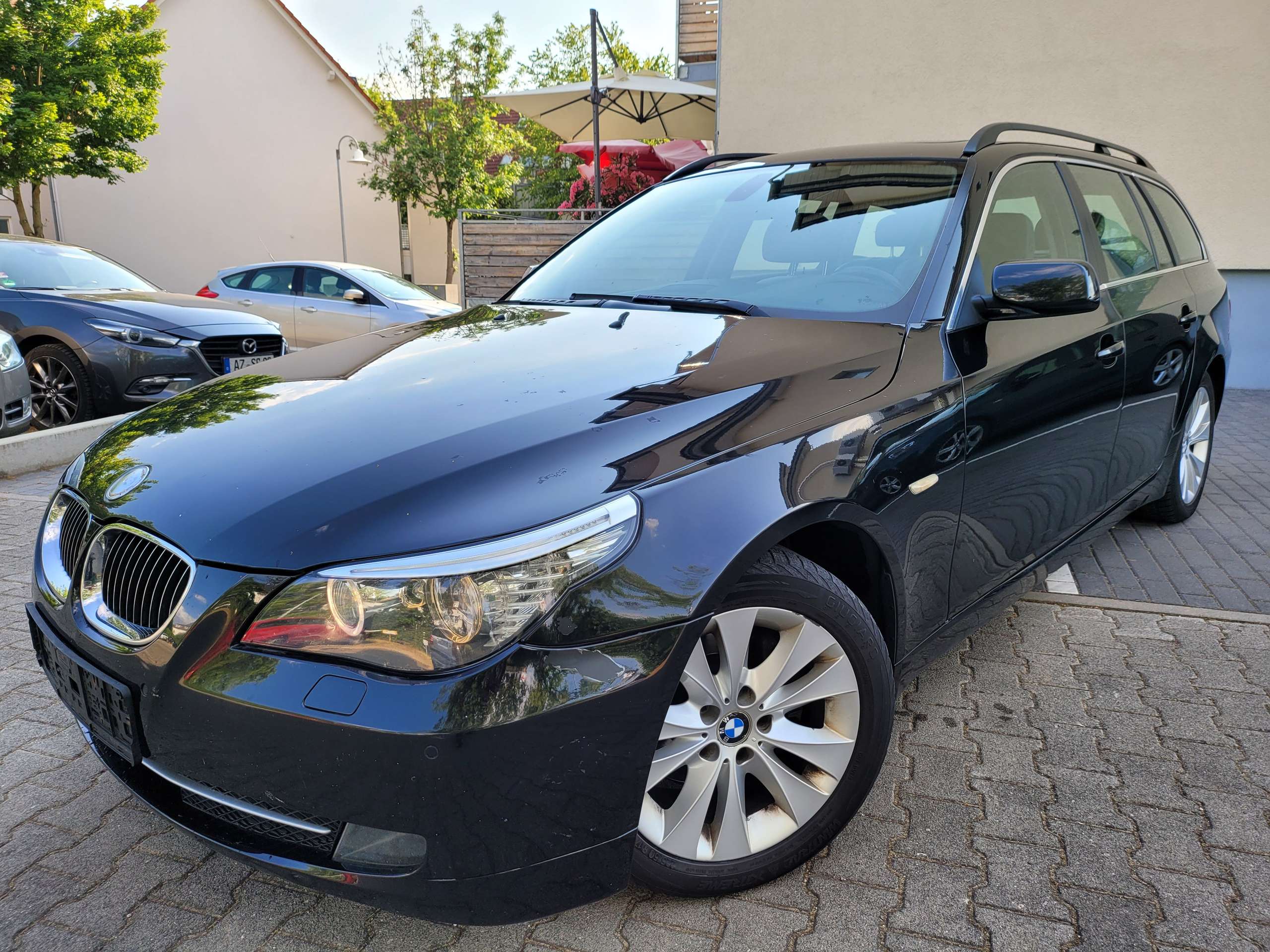 BMW - 525