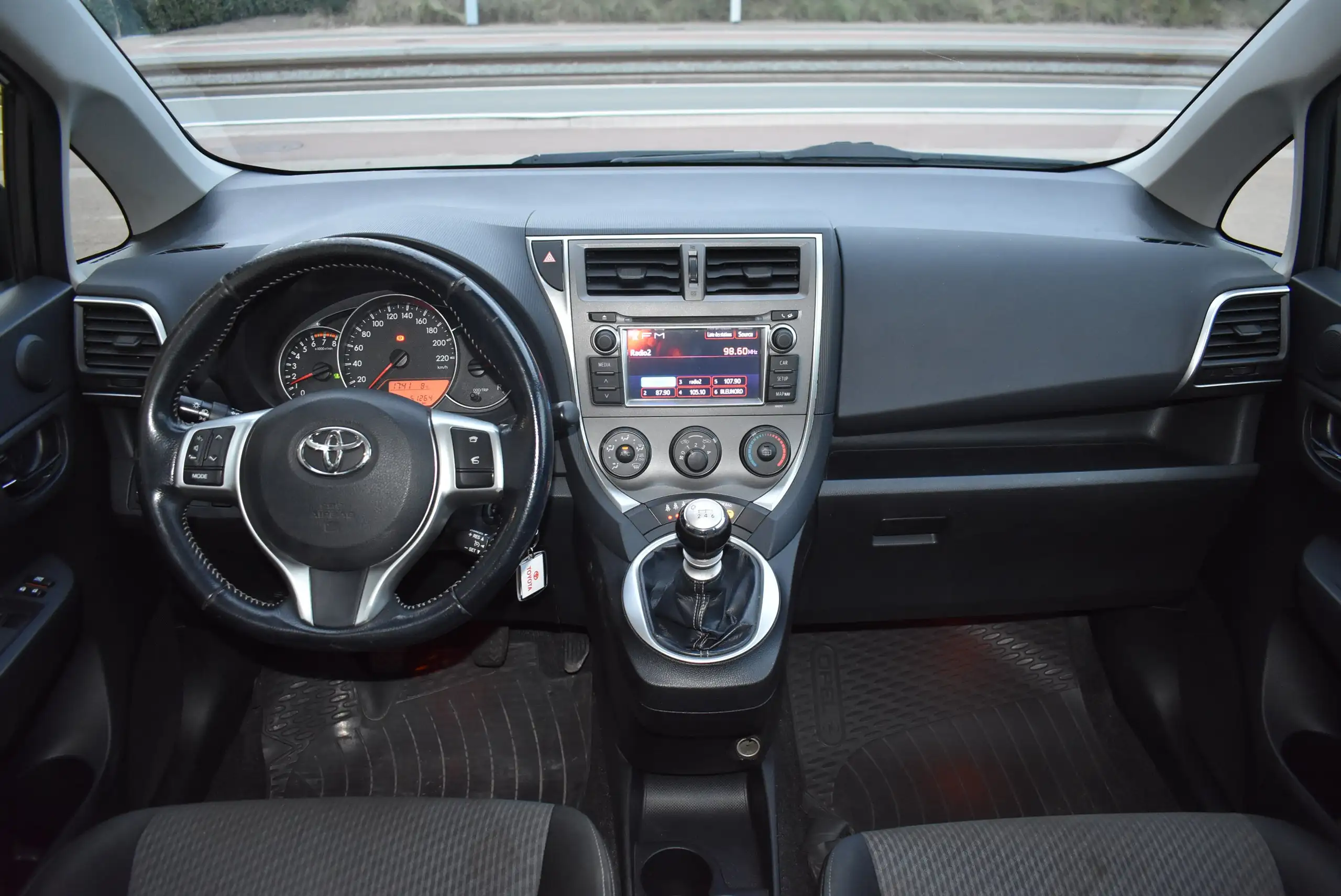 Toyota - Verso-S