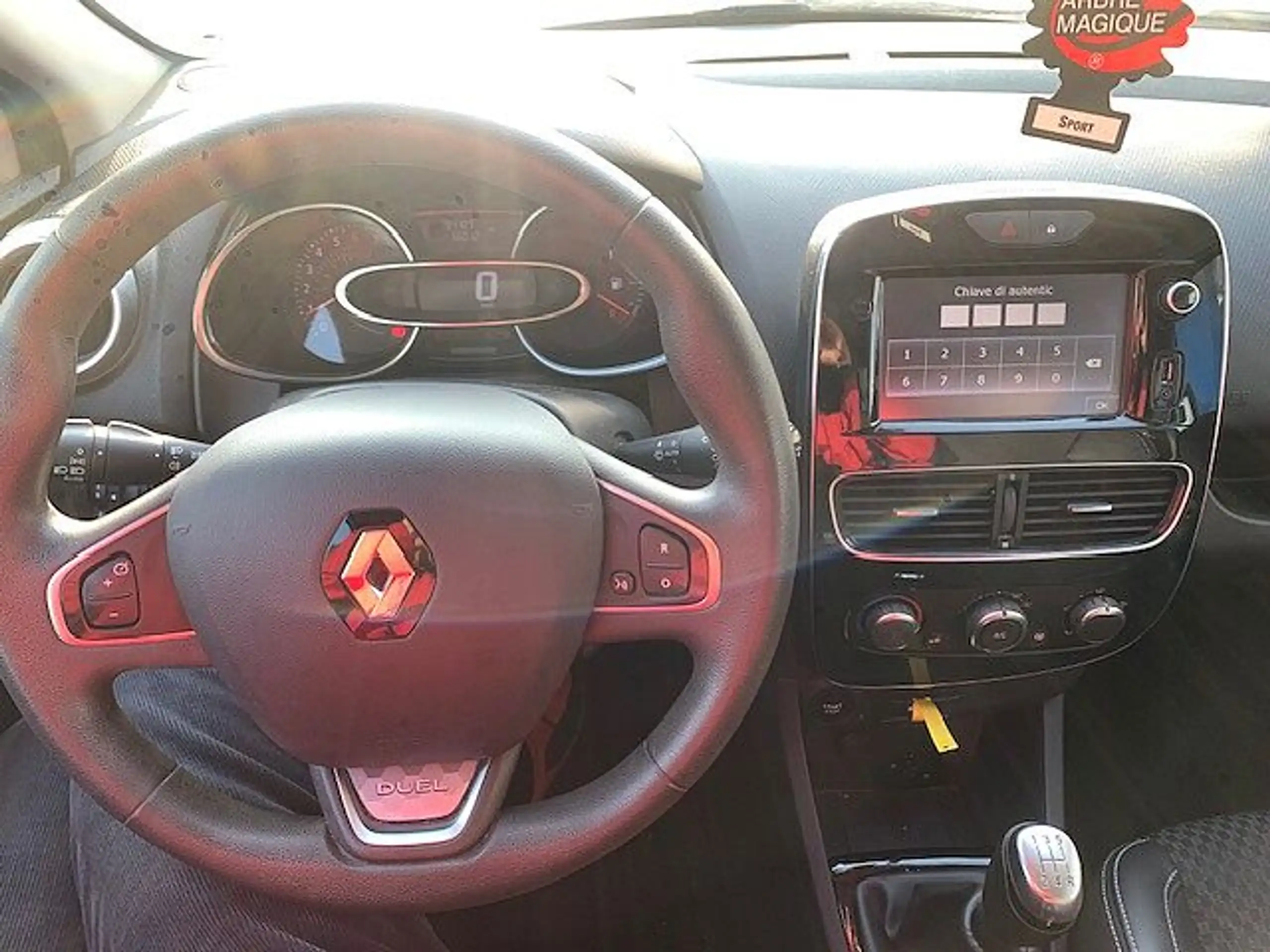 Renault - Clio