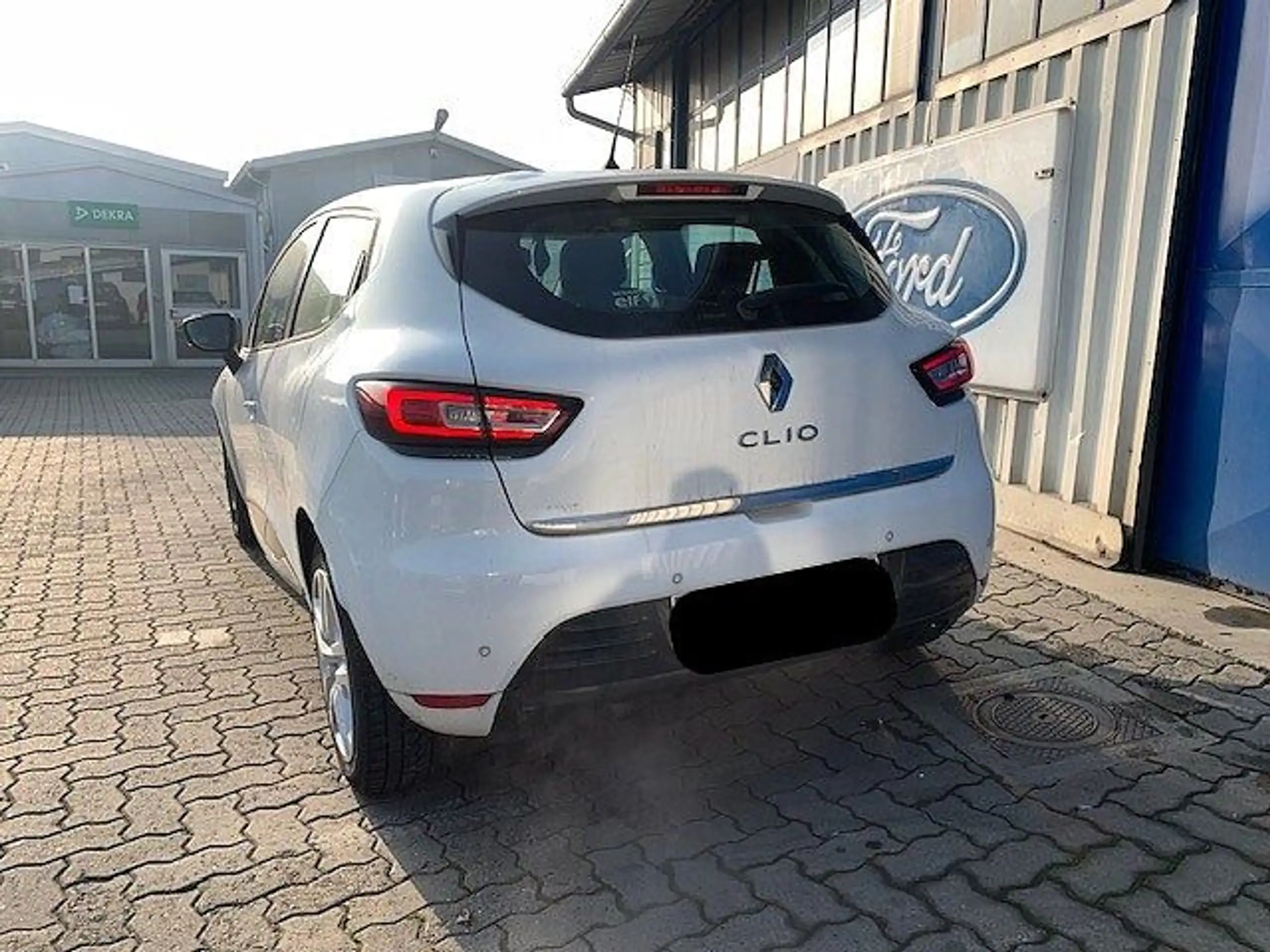 Renault - Clio