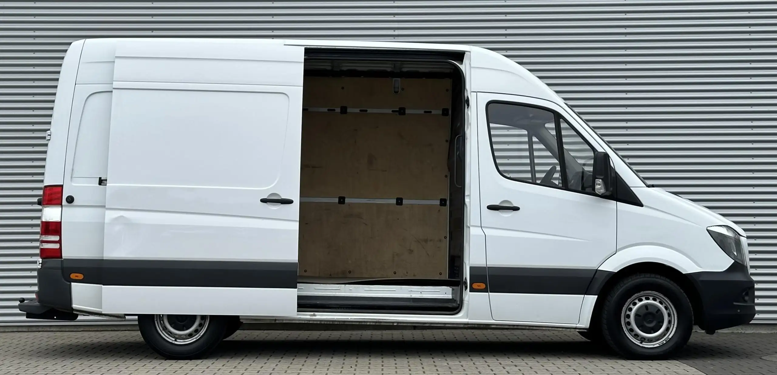 Mercedes-Benz - Sprinter