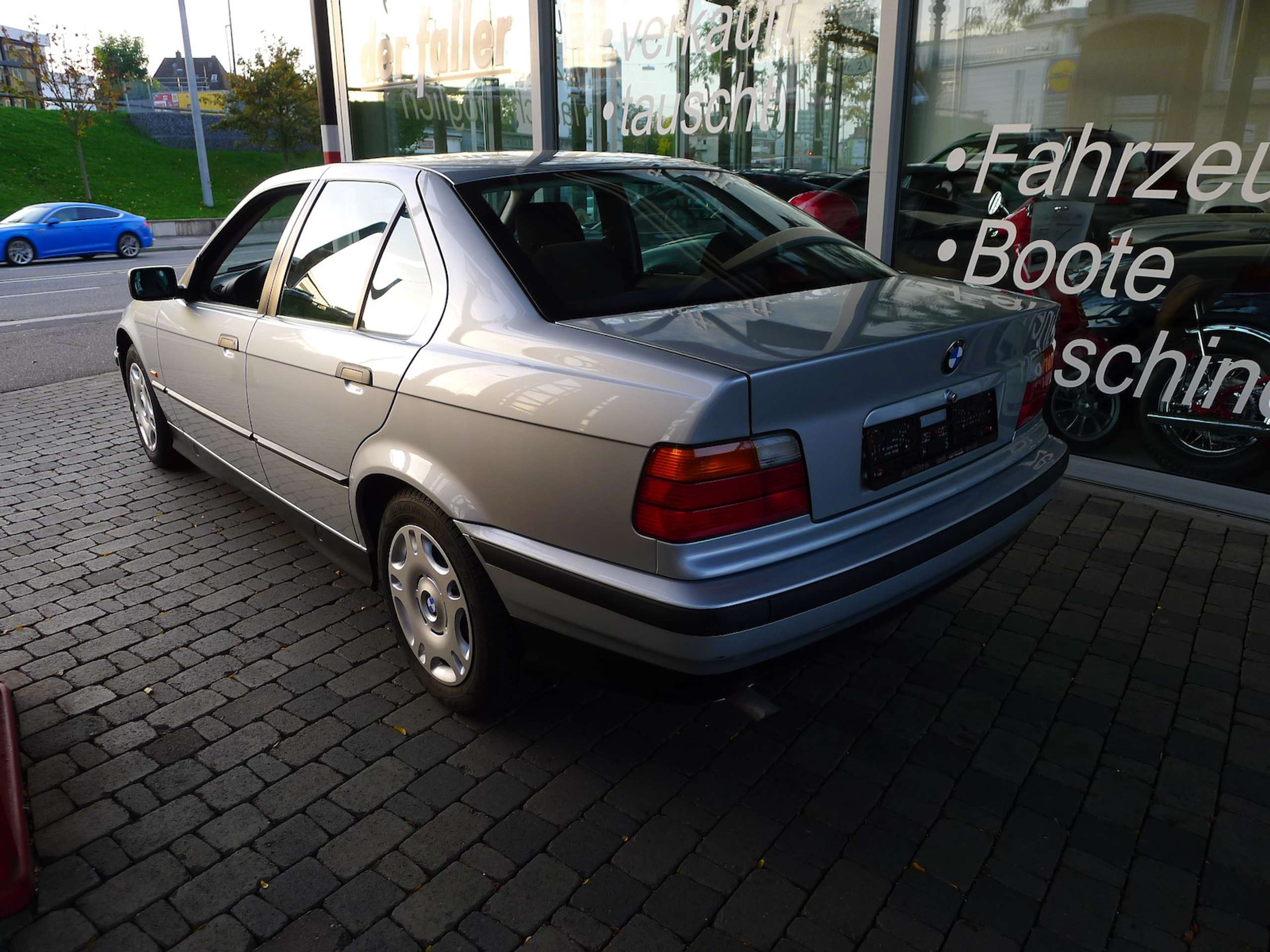 BMW - 316