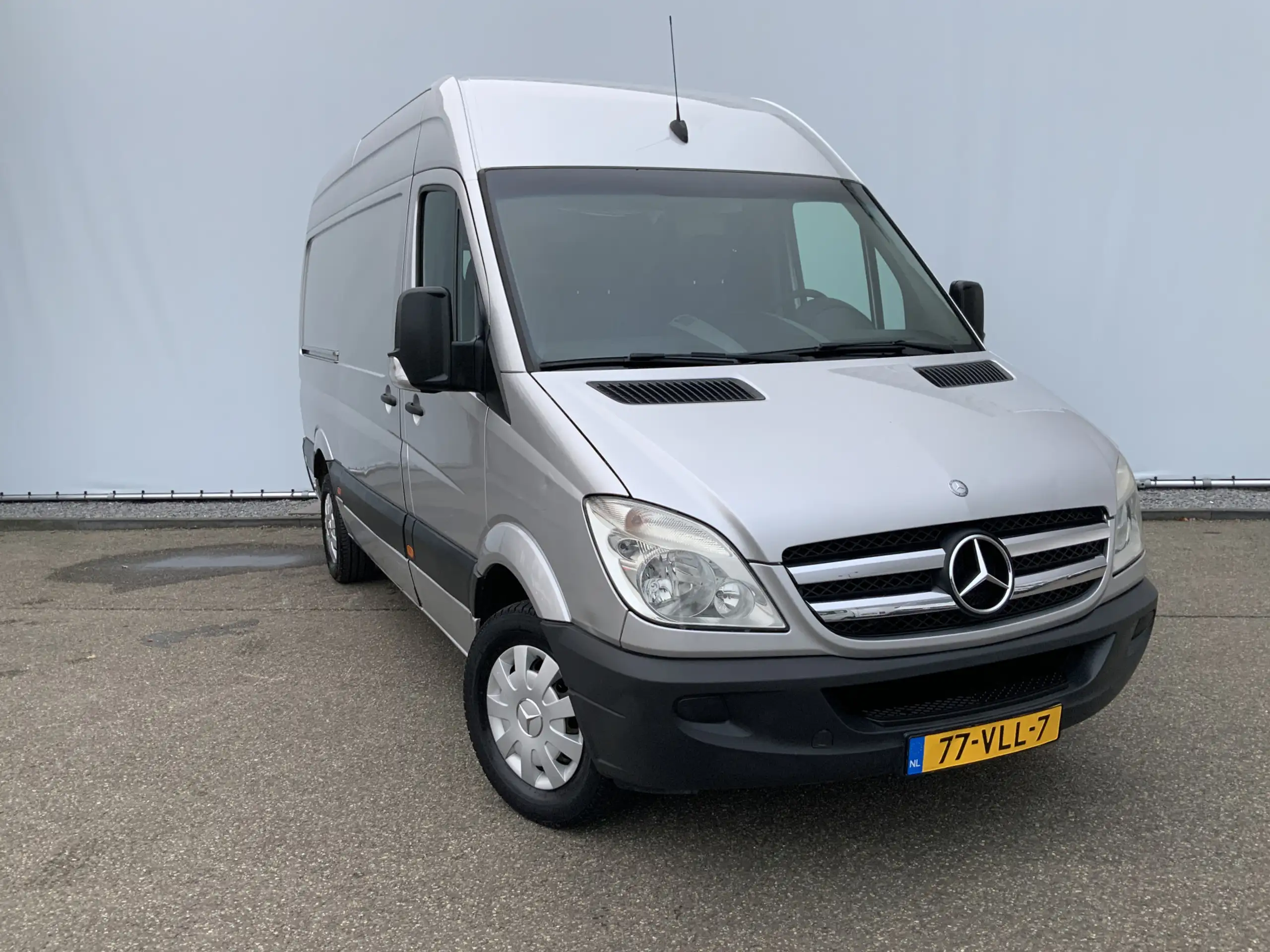 Mercedes-Benz - Sprinter