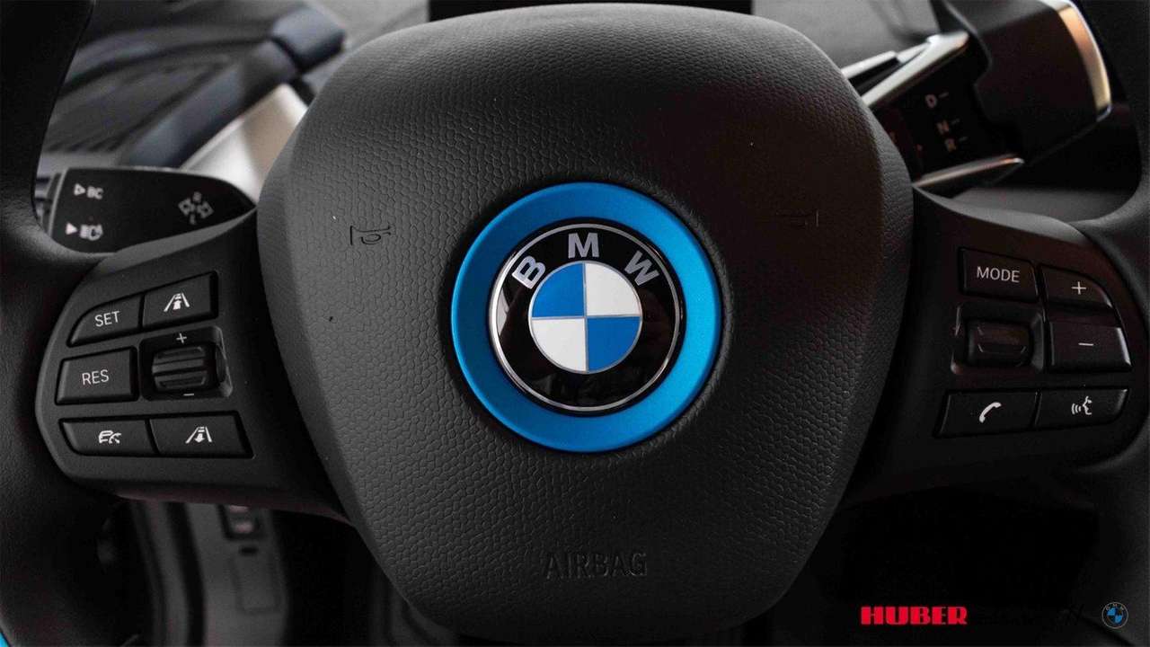 BMW - i3