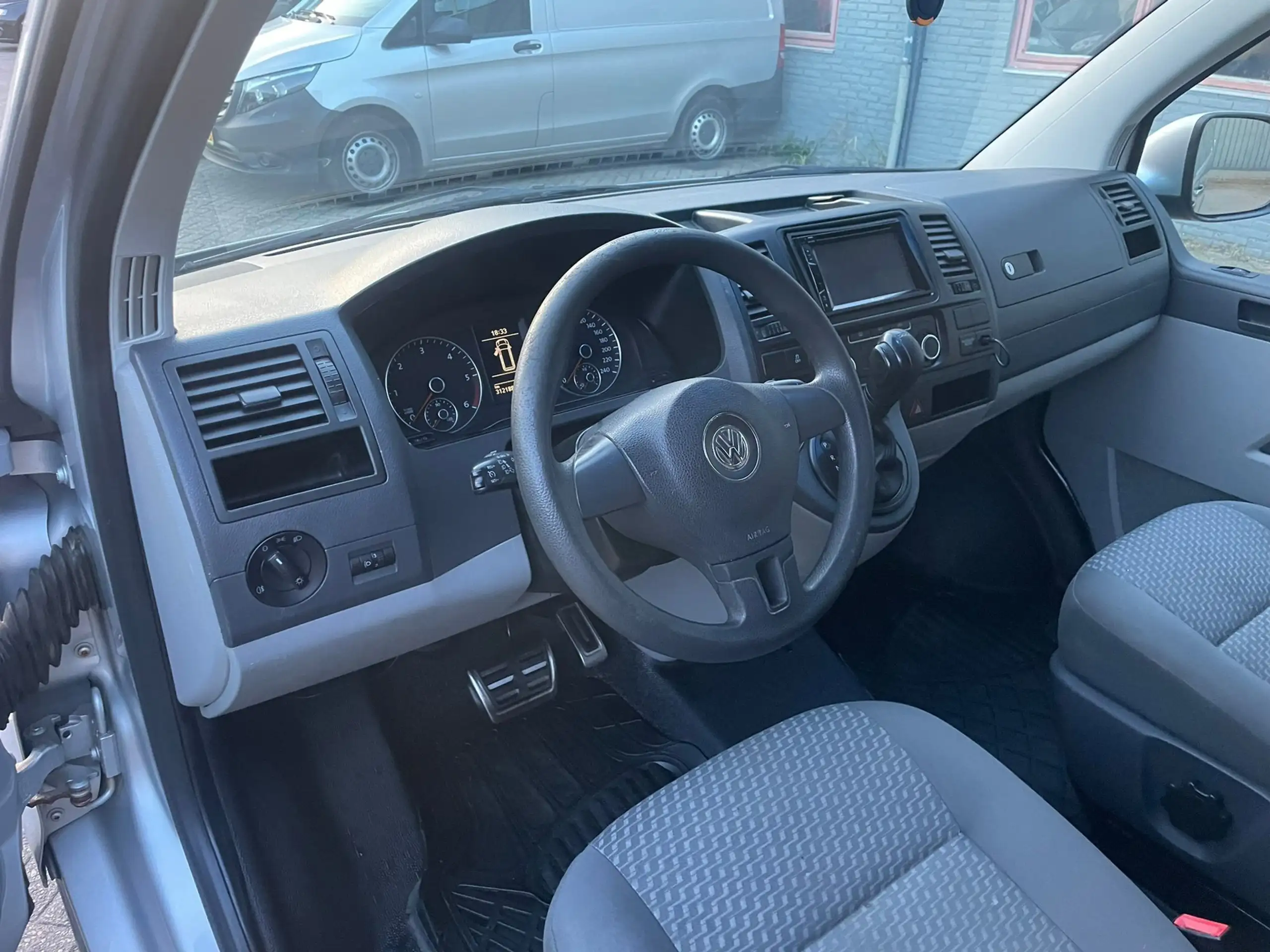 Volkswagen - Transporter