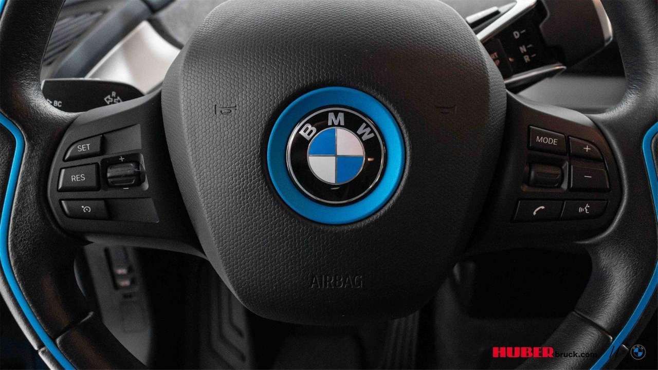 BMW - i3