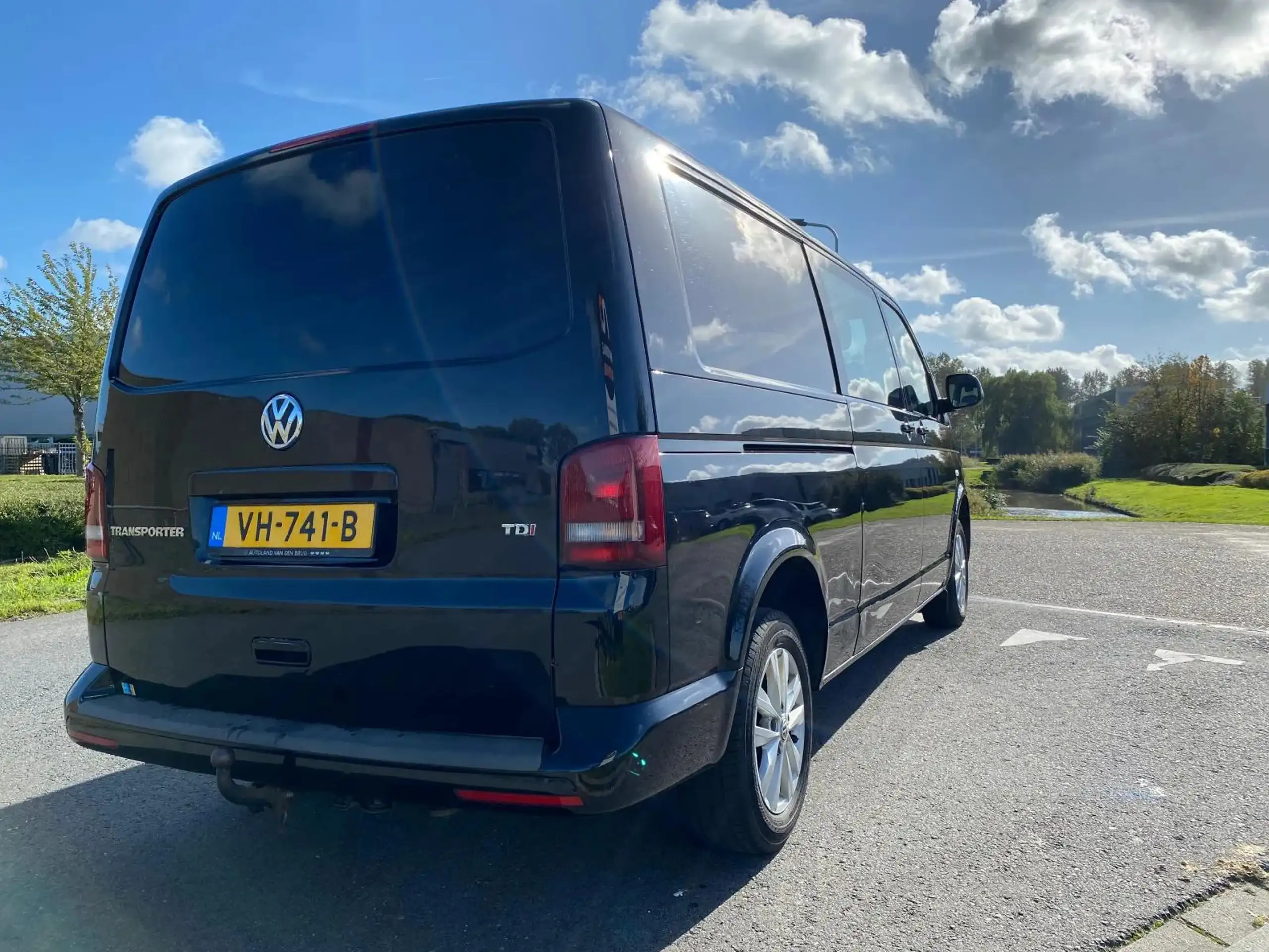 Volkswagen - Transporter