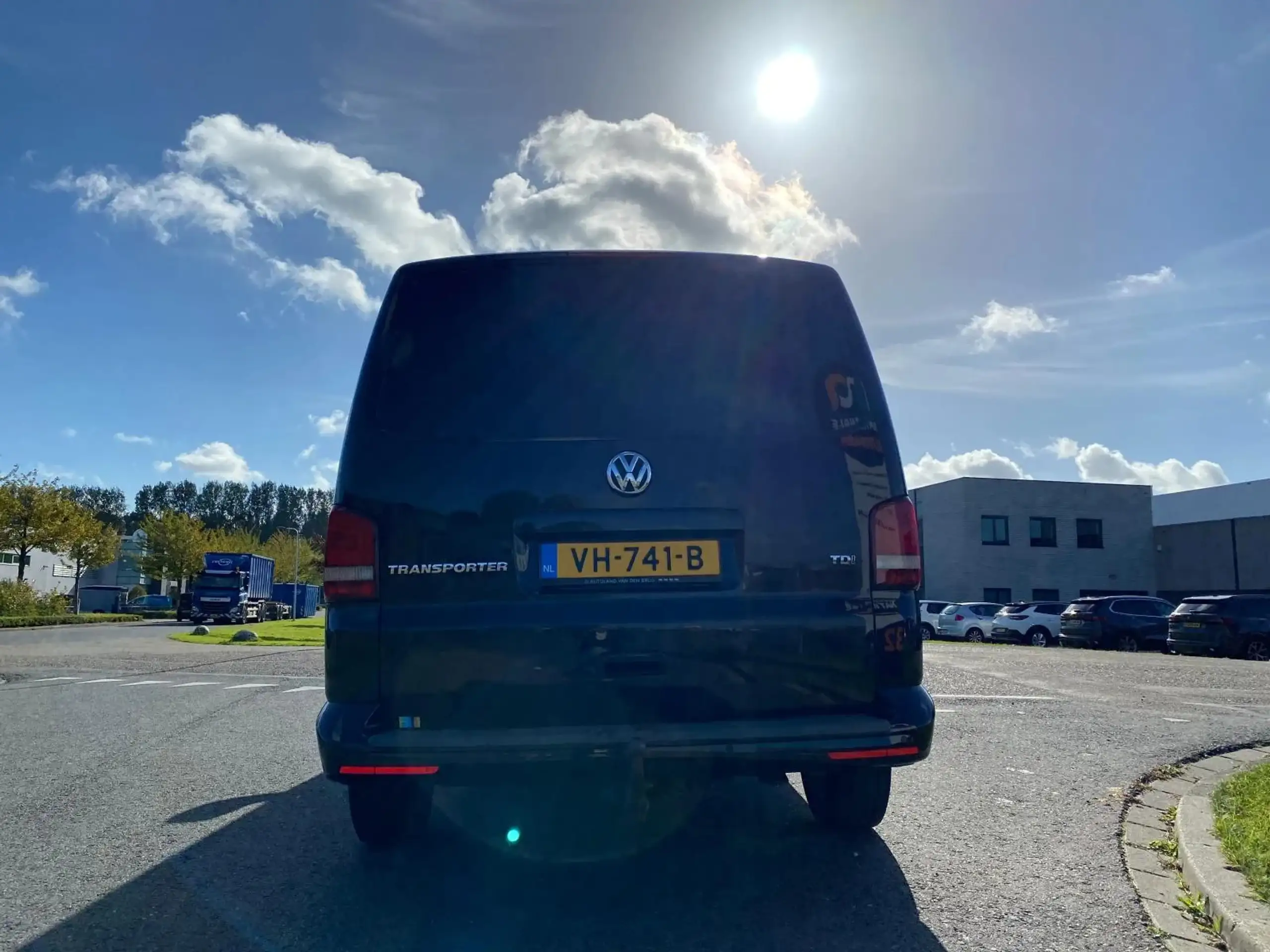 Volkswagen - Transporter