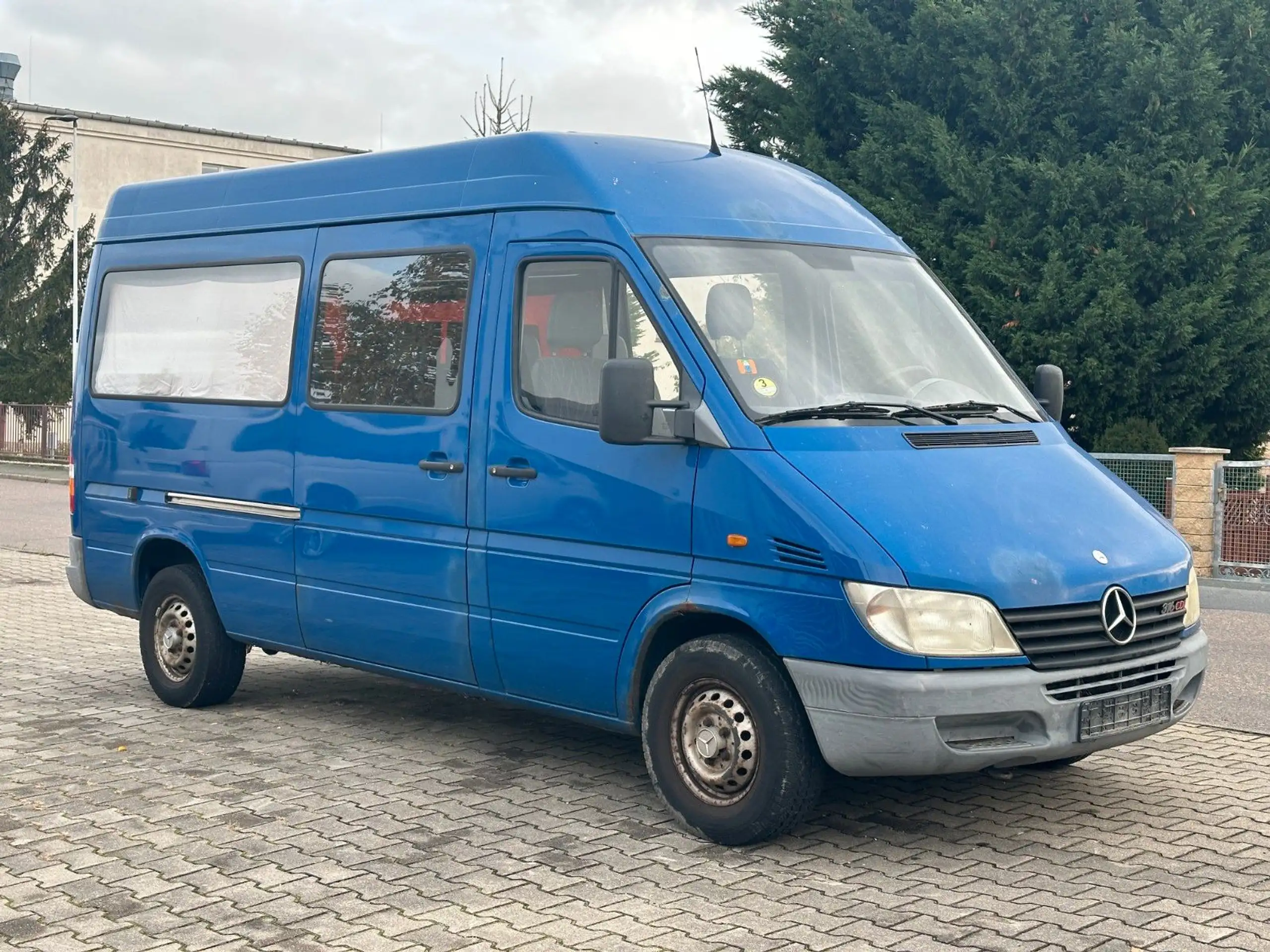 Mercedes-Benz - Sprinter