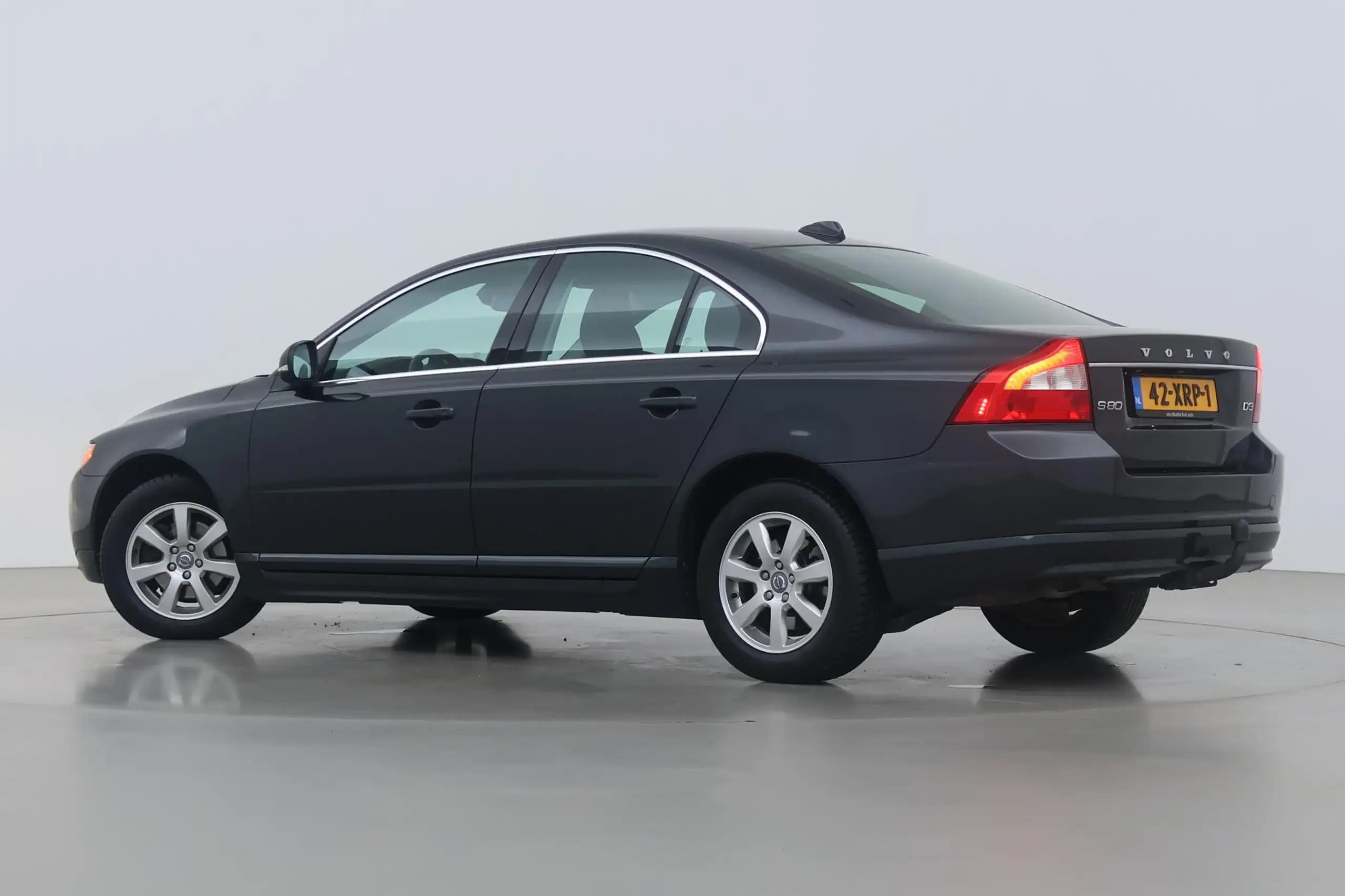 Volvo - S80