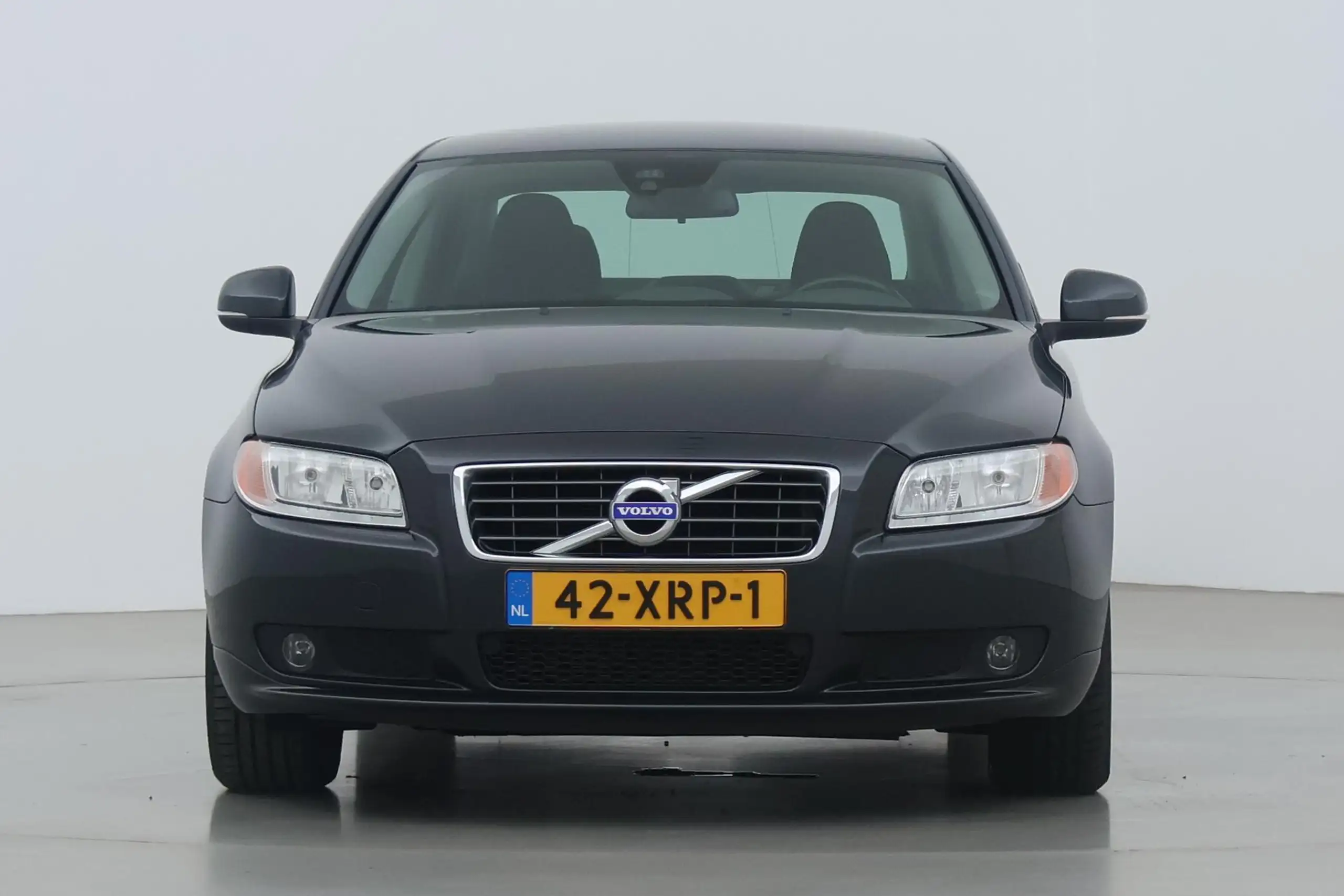 Volvo - S80