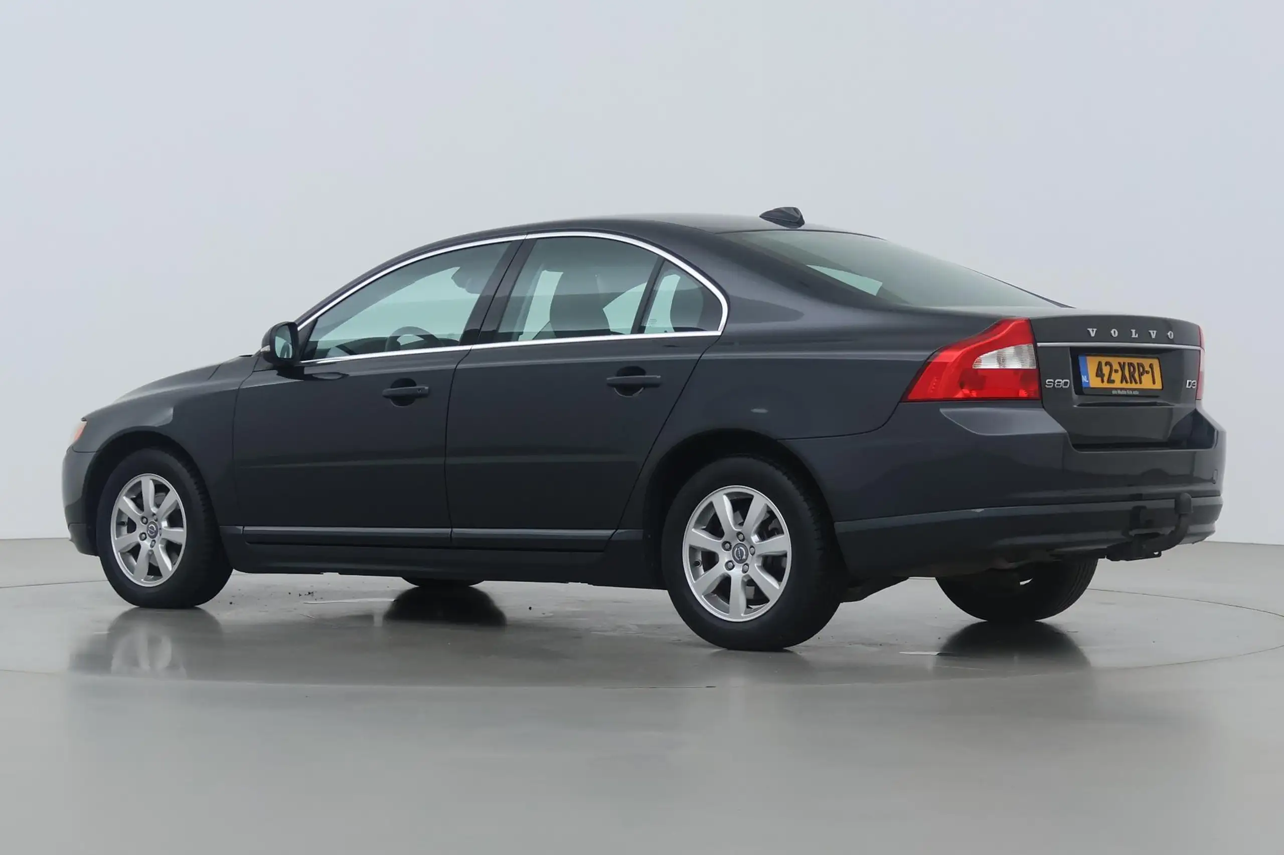 Volvo - S80