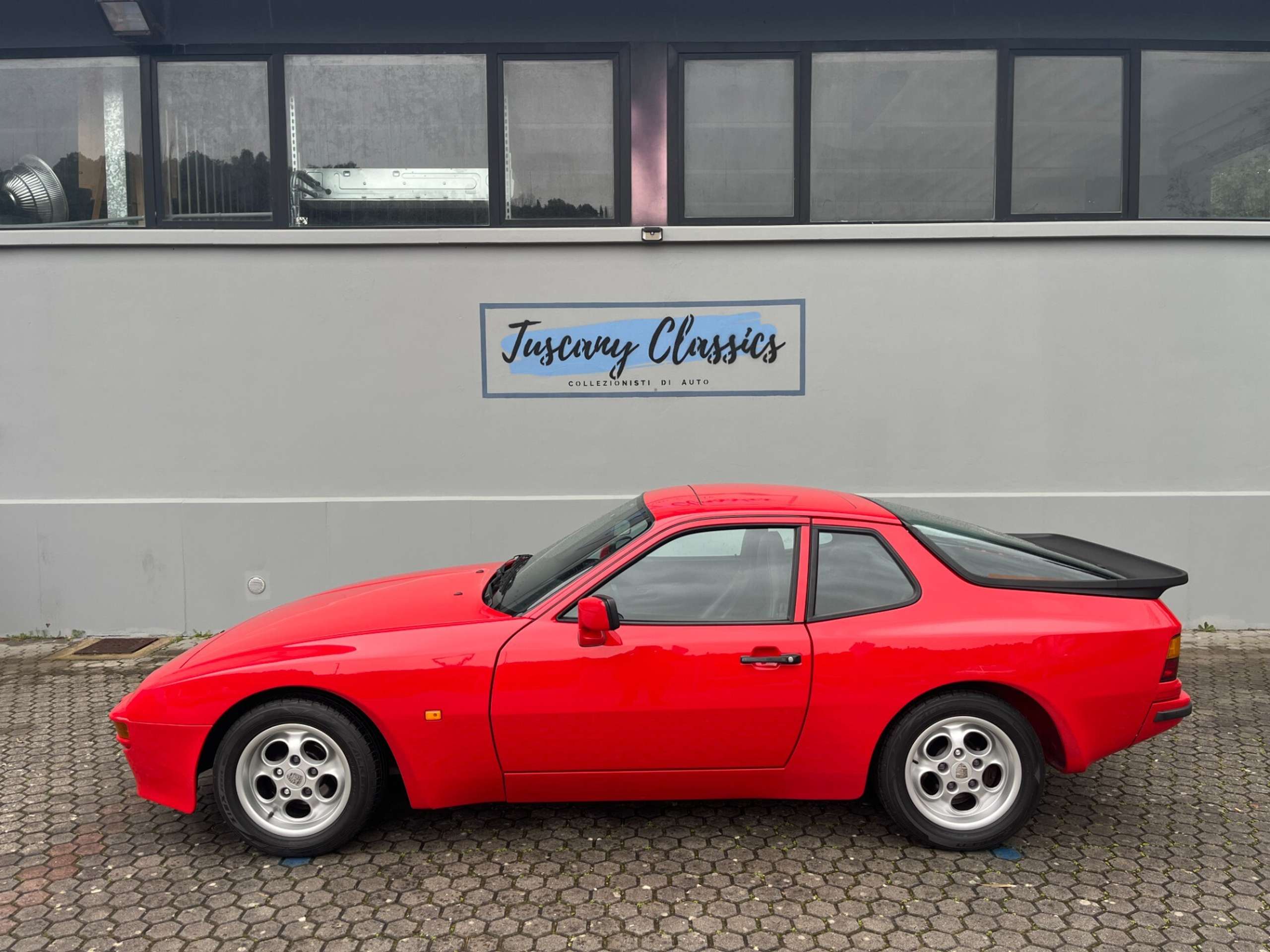 Porsche 944 1985