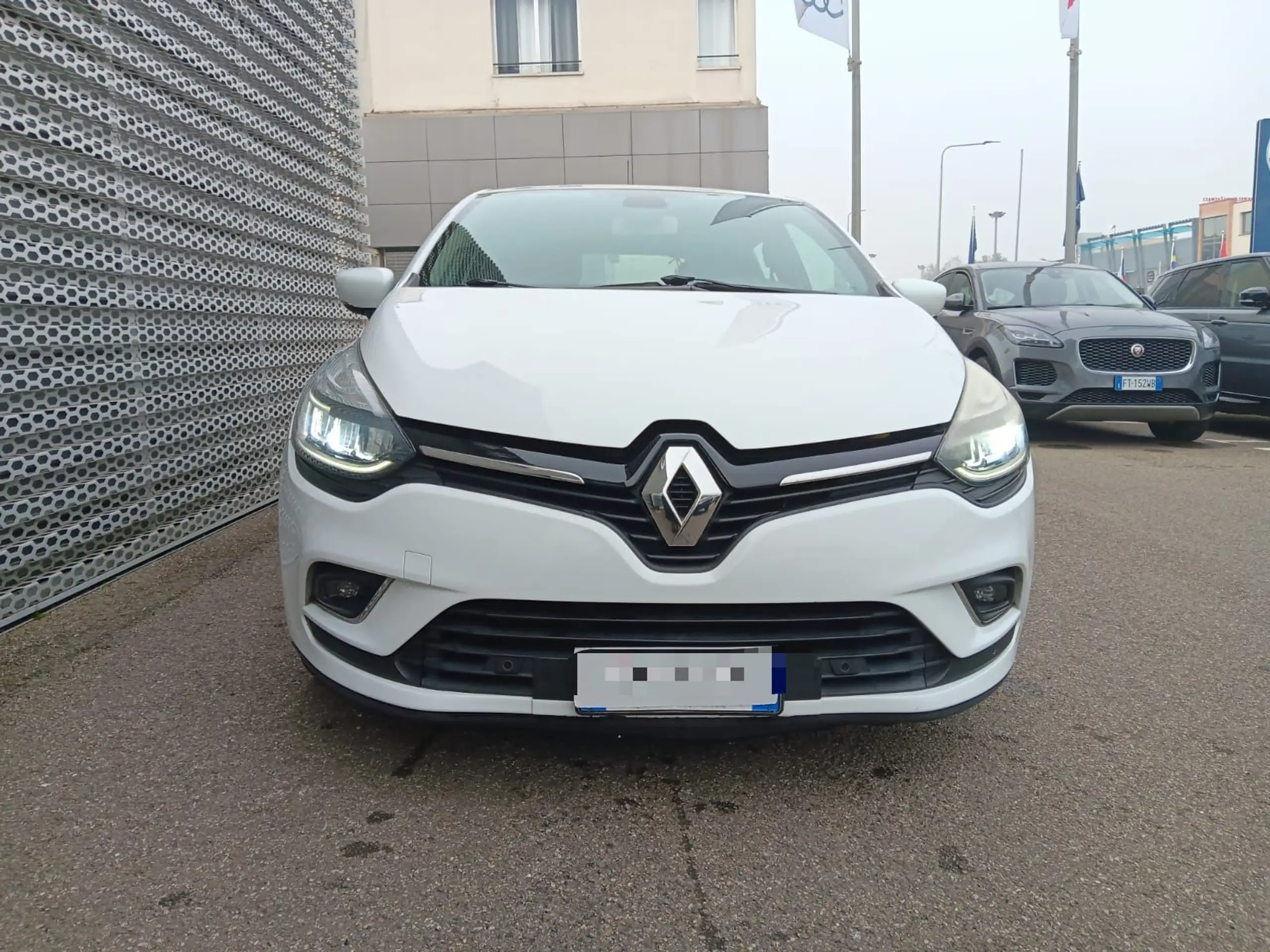 Renault - Clio