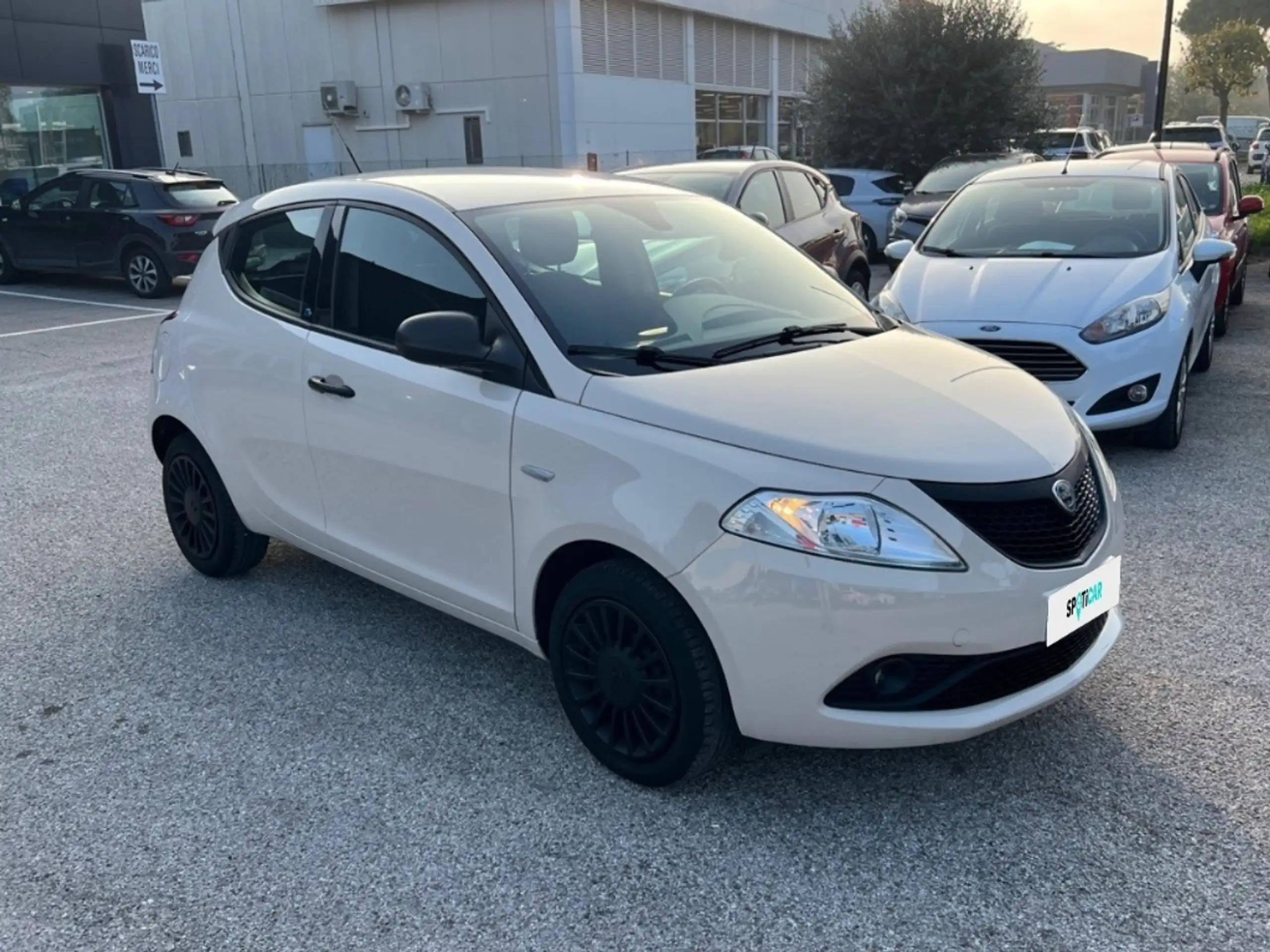 Lancia - Ypsilon