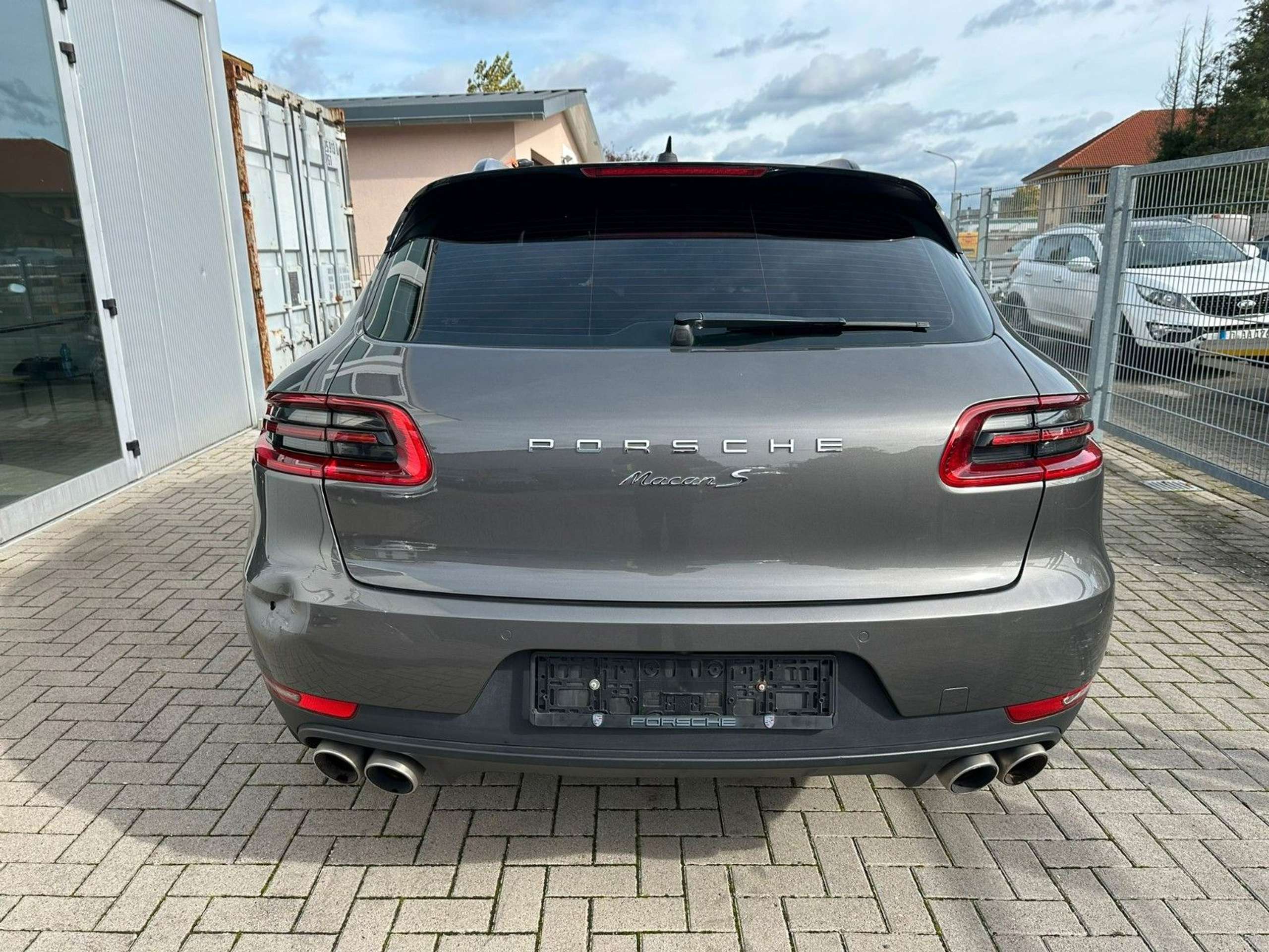 Porsche - Macan