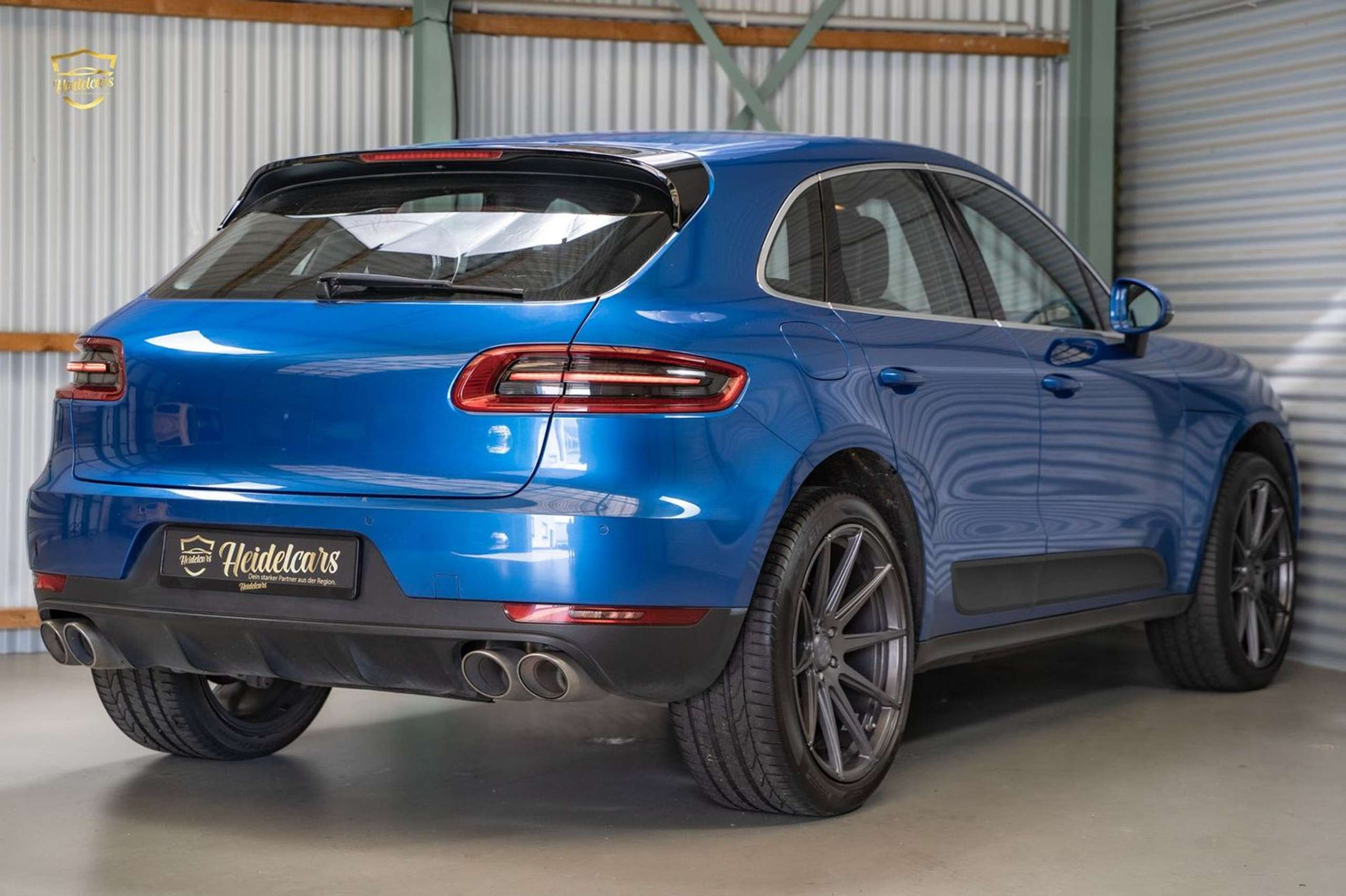 Porsche - Macan