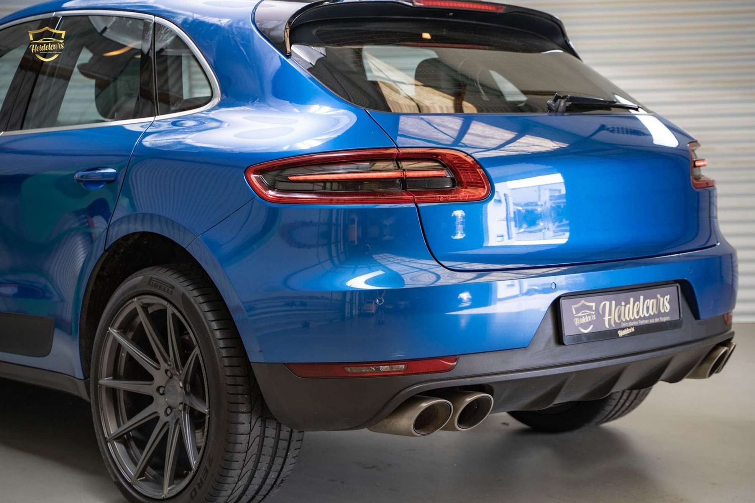 Porsche - Macan