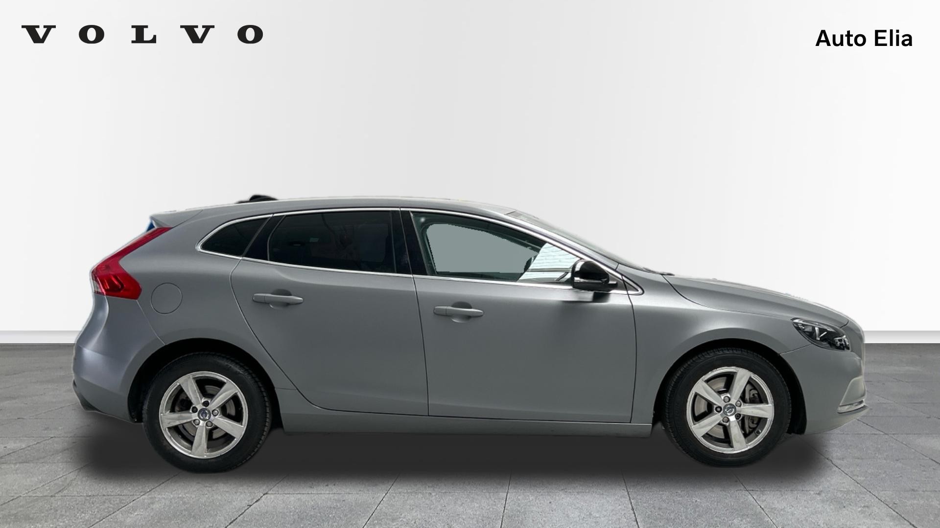 Volvo - V40