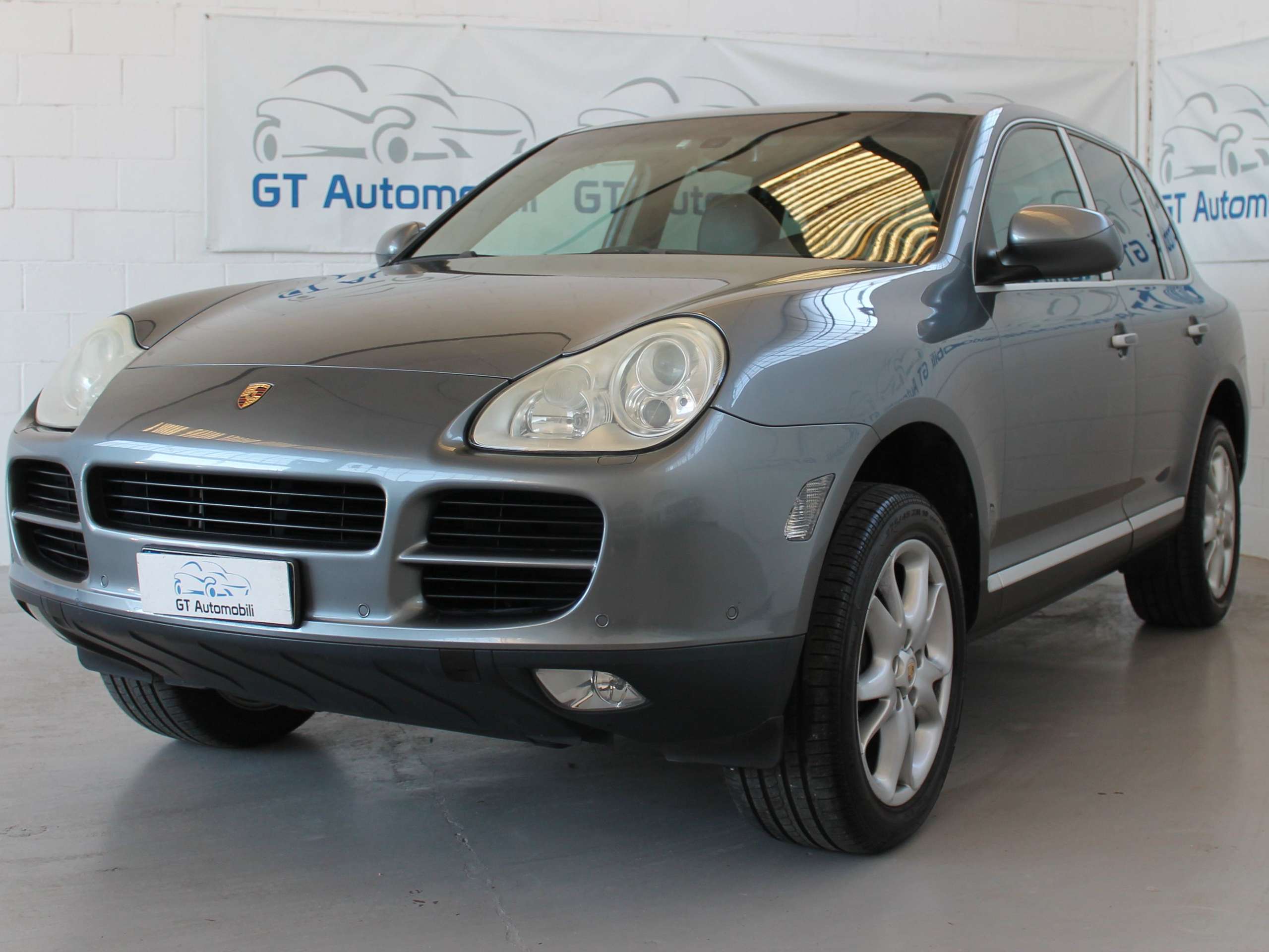 Porsche - Cayenne